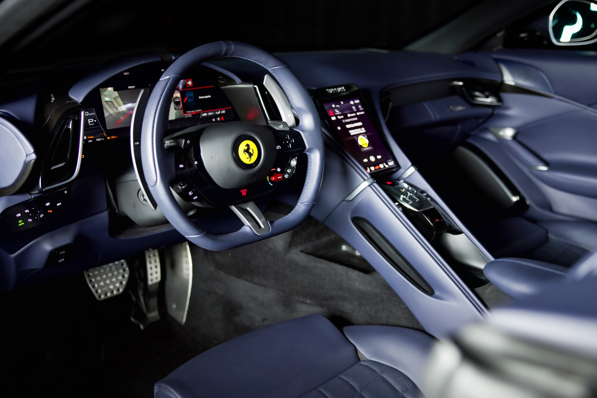 FERRARI Roma Spider 3.9 V8 T-image-14