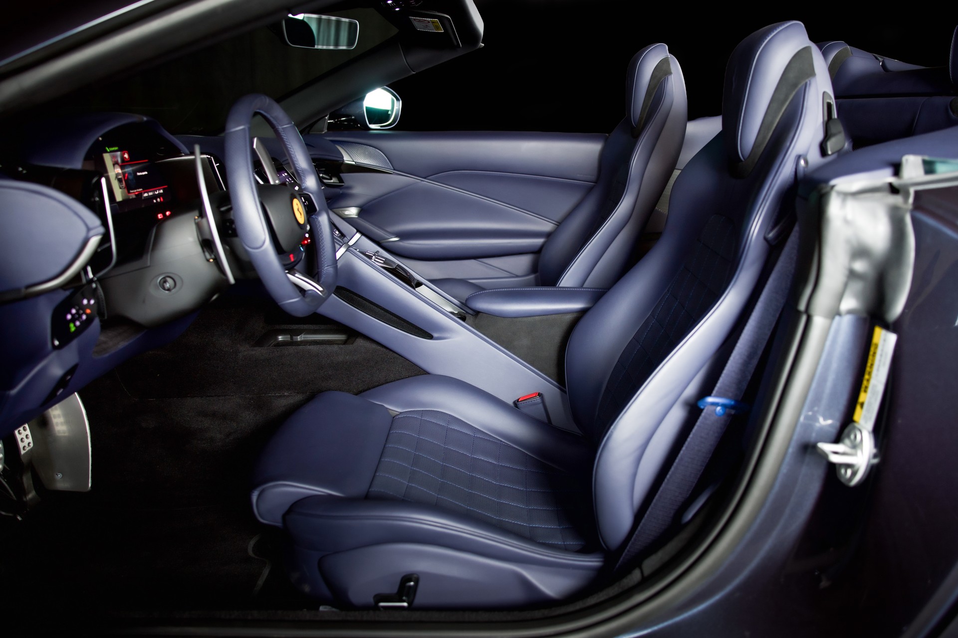 FERRARI Roma Spider 3.9 V8 T-image-15