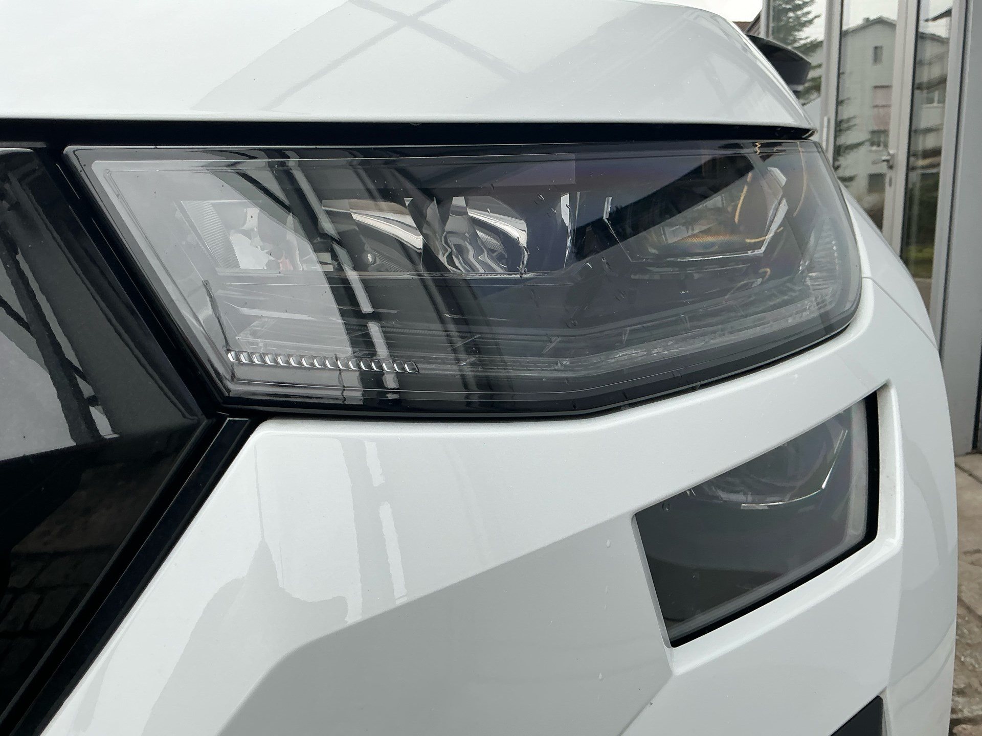 SKODA Kodiaq RS 4x4 *** TOPAUSSTATTUNG MIT WERKSGARANTIE ***-image-6