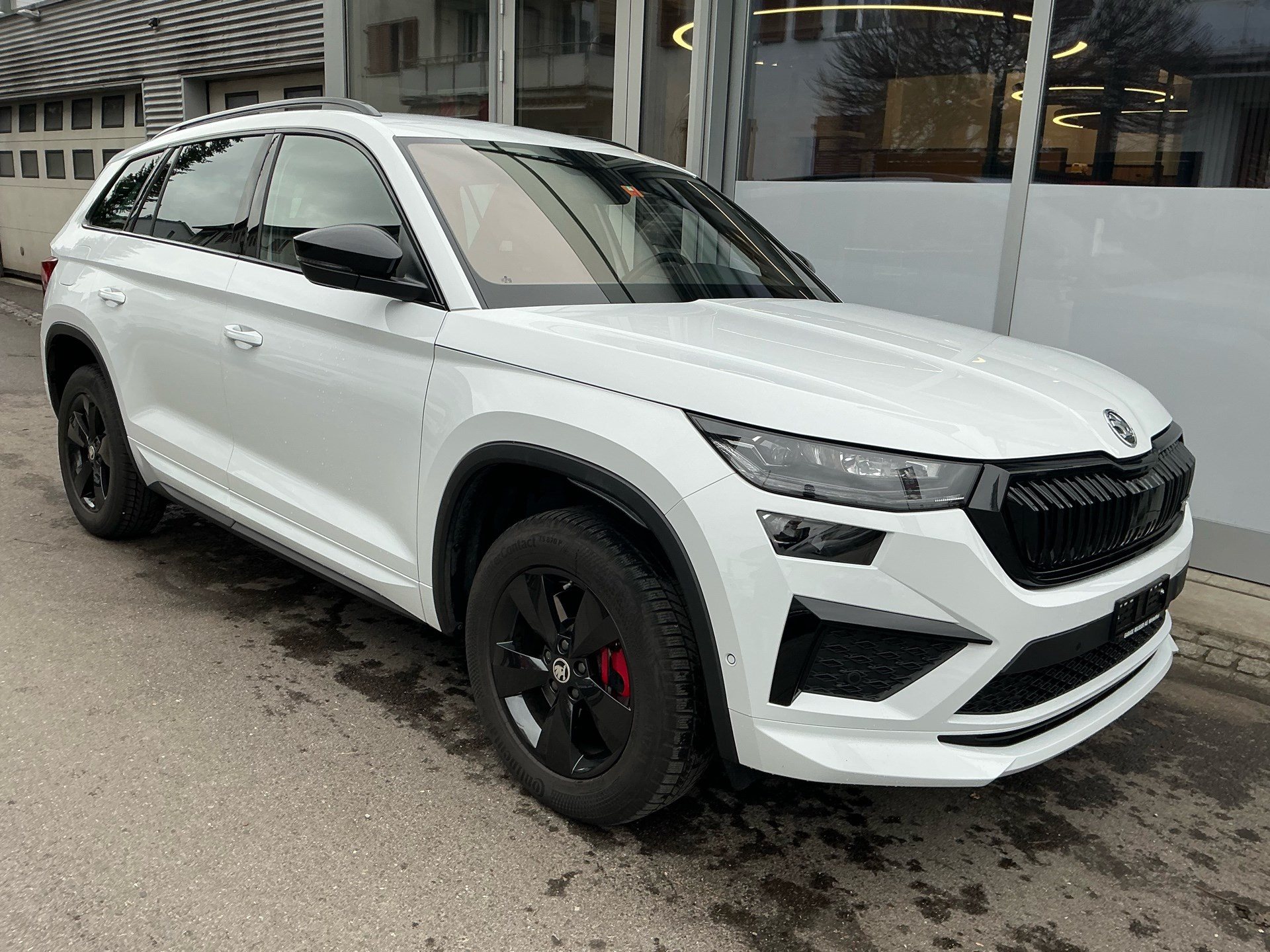 SKODA Kodiaq RS 4x4 *** TOPAUSSTATTUNG MIT WERKSGARANTIE ***-showroom-element-2