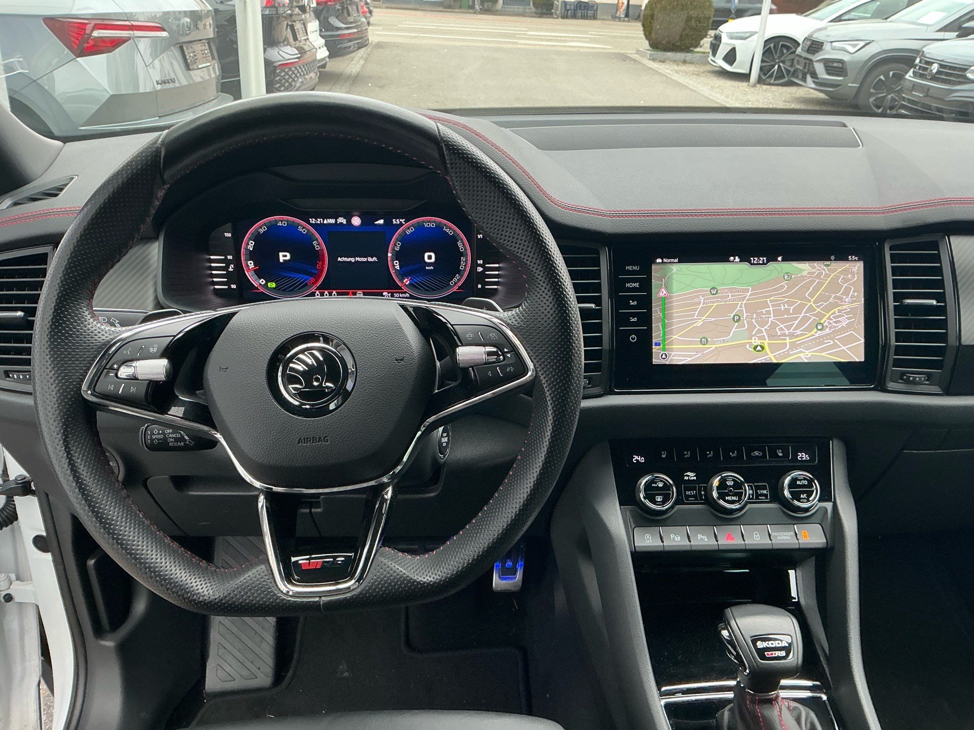 SKODA Kodiaq RS 4x4 *** TOPAUSSTATTUNG MIT WERKSGARANTIE ***-image-8