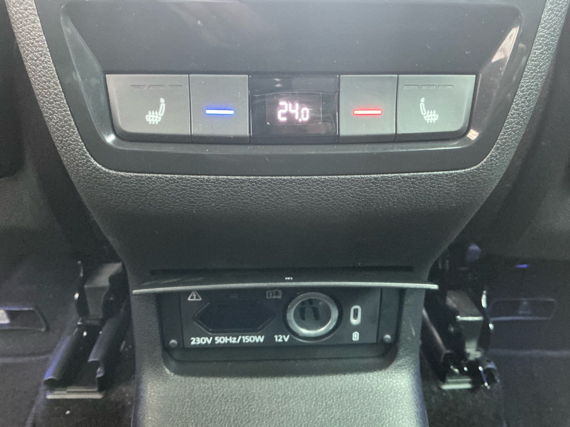SKODA Kodiaq RS 4x4 *** TOPAUSSTATTUNG MIT WERKSGARANTIE ***-image-23