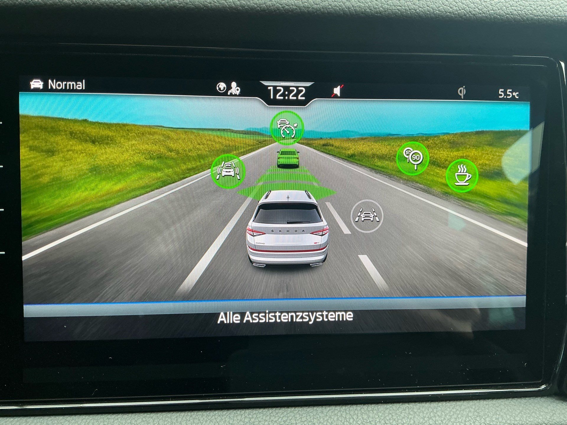 SKODA Kodiaq RS 4x4 *** TOPAUSSTATTUNG MIT WERKSGARANTIE ***-image-18