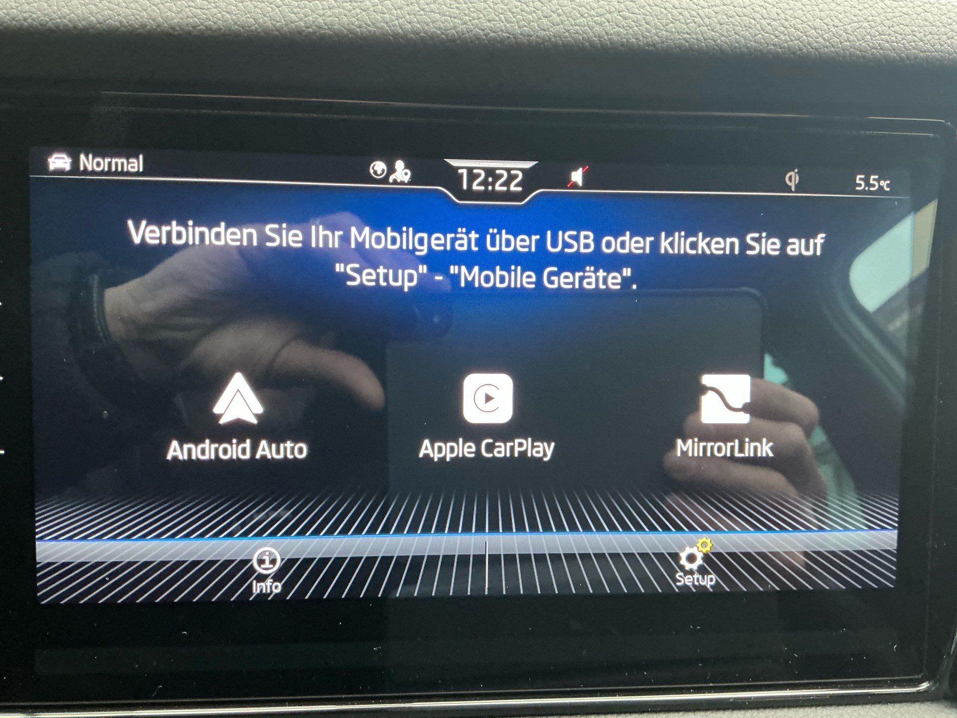 SKODA Kodiaq RS 4x4 *** TOPAUSSTATTUNG MIT WERKSGARANTIE ***-image-16