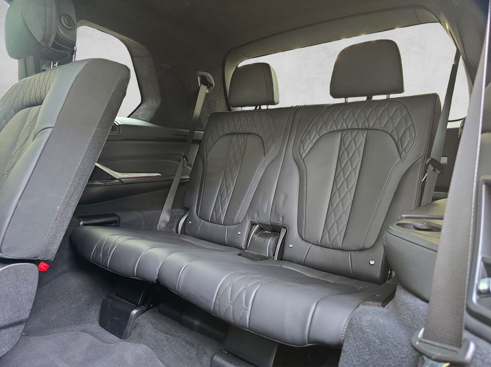 BMW X7 xDrive M50i Steptronic-image-12