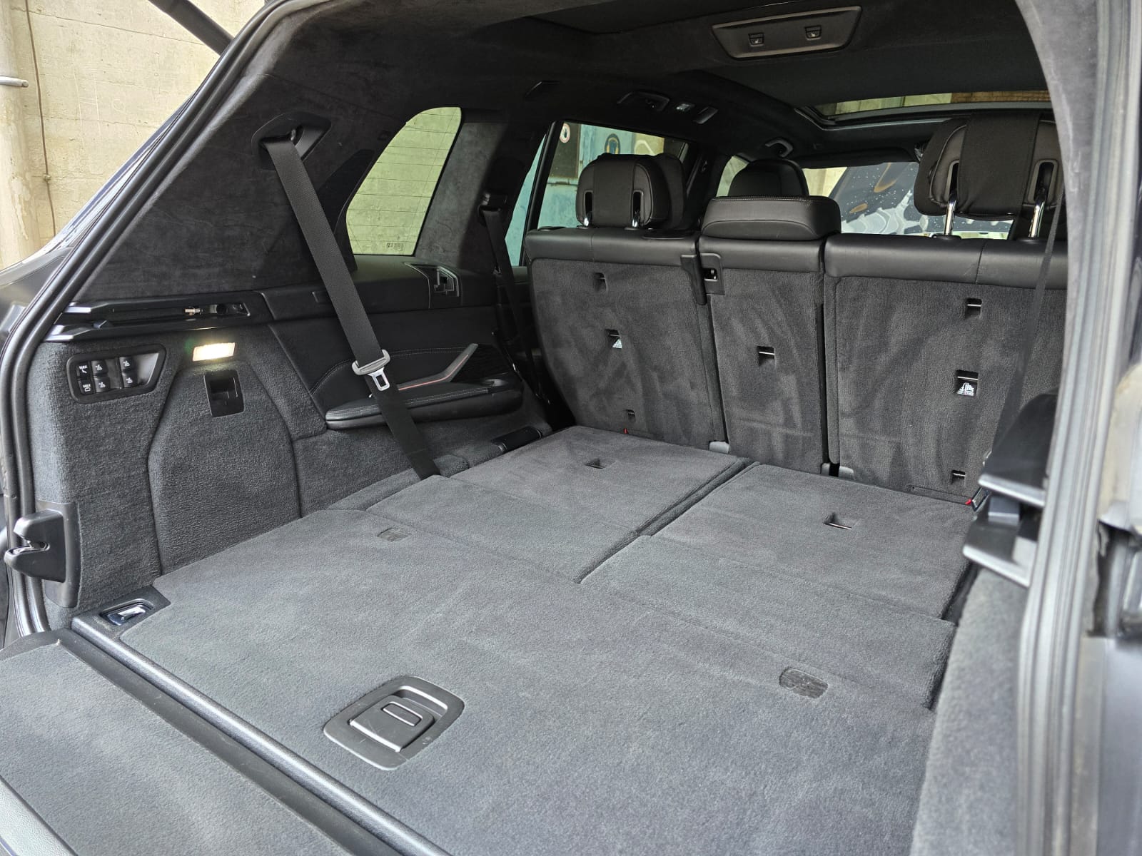BMW X7 xDrive M50i Steptronic-image-17