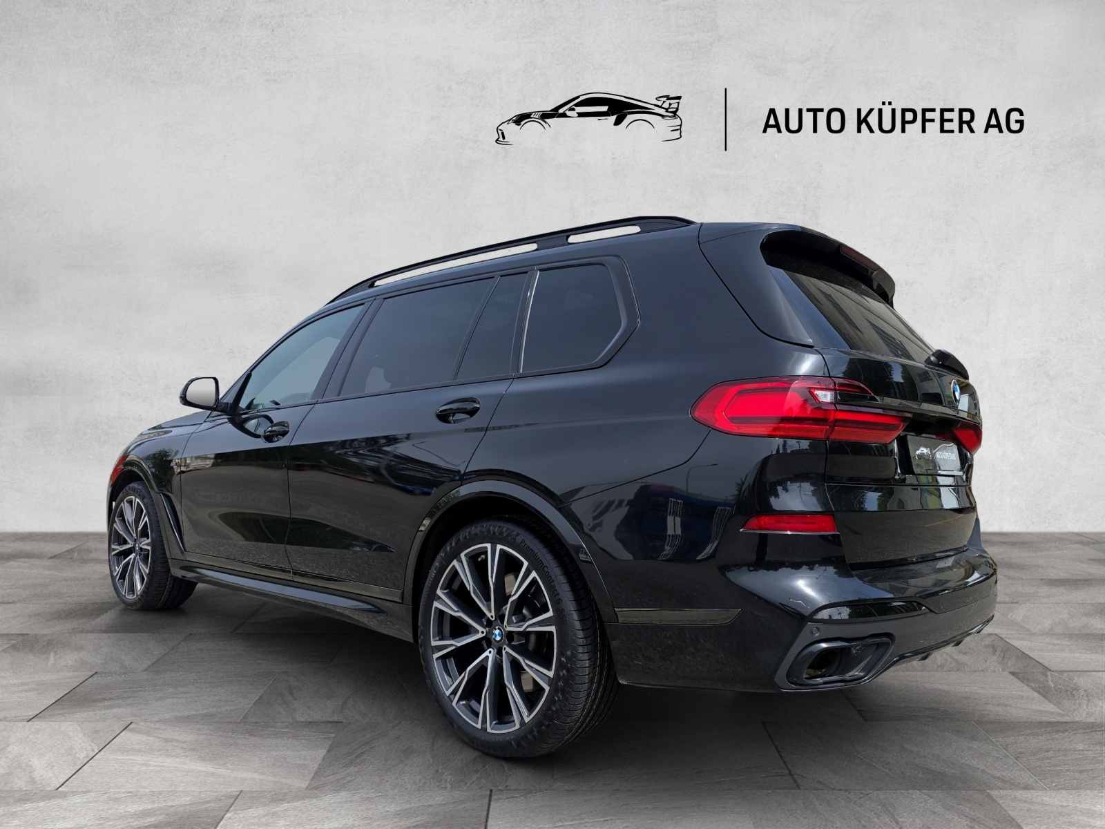 BMW X7 xDrive M50i Steptronic-showroom-element-3