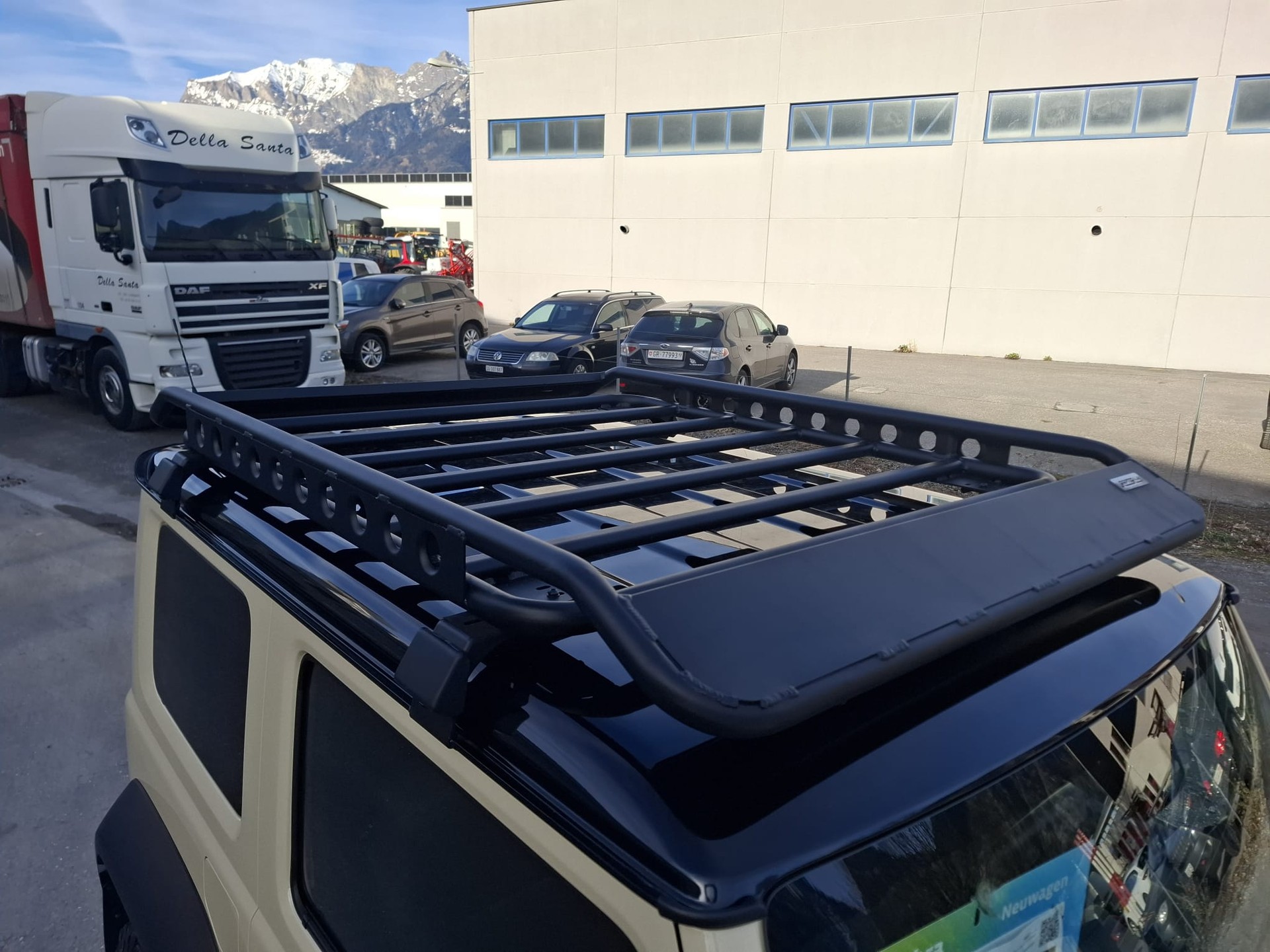 SUZUKI Jimny 1.5 Compact+ 4x4-image-8