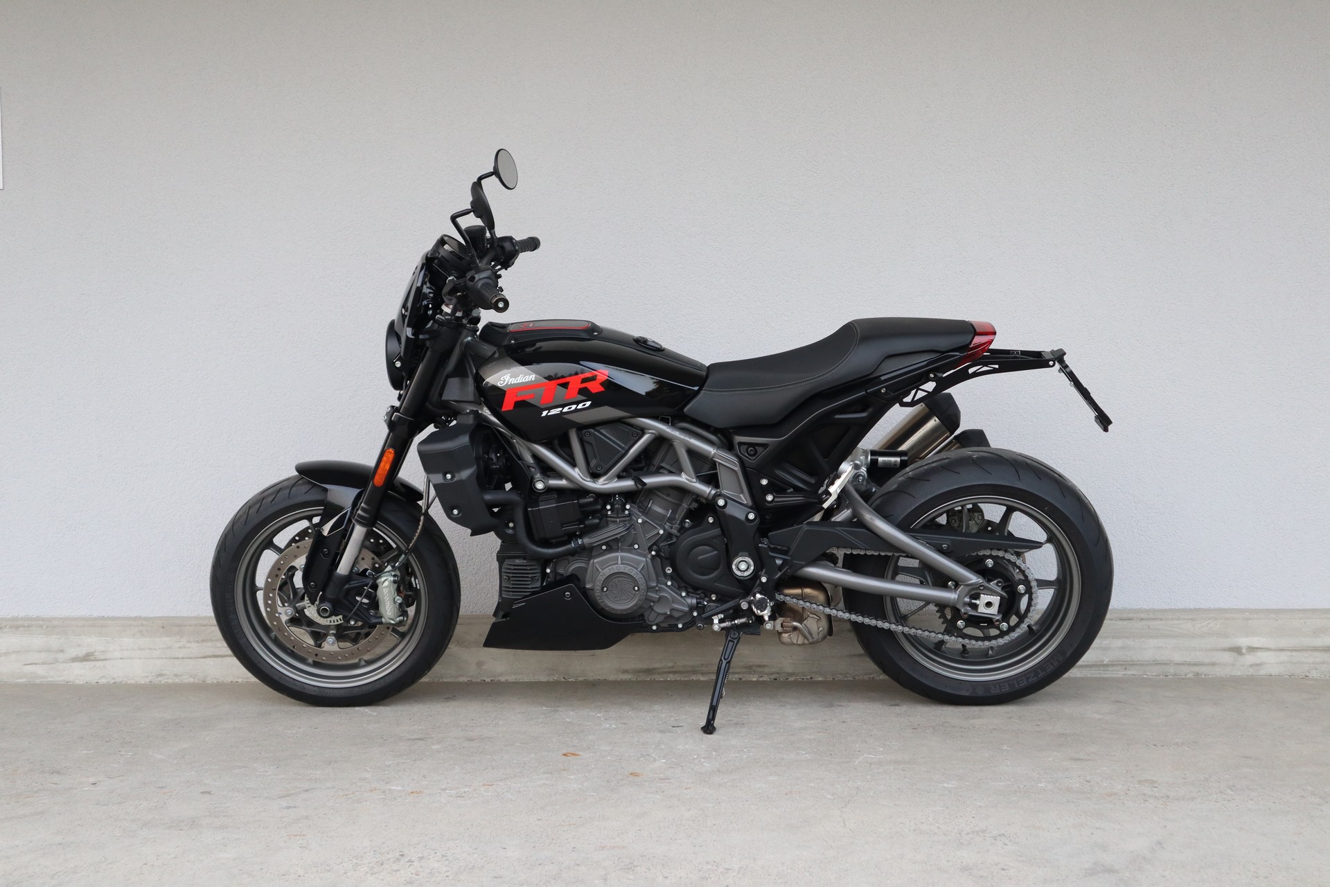 INDIAN FTR 1200 Sport-image-3