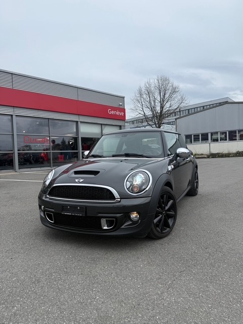 MINI Cooper S Steptronic