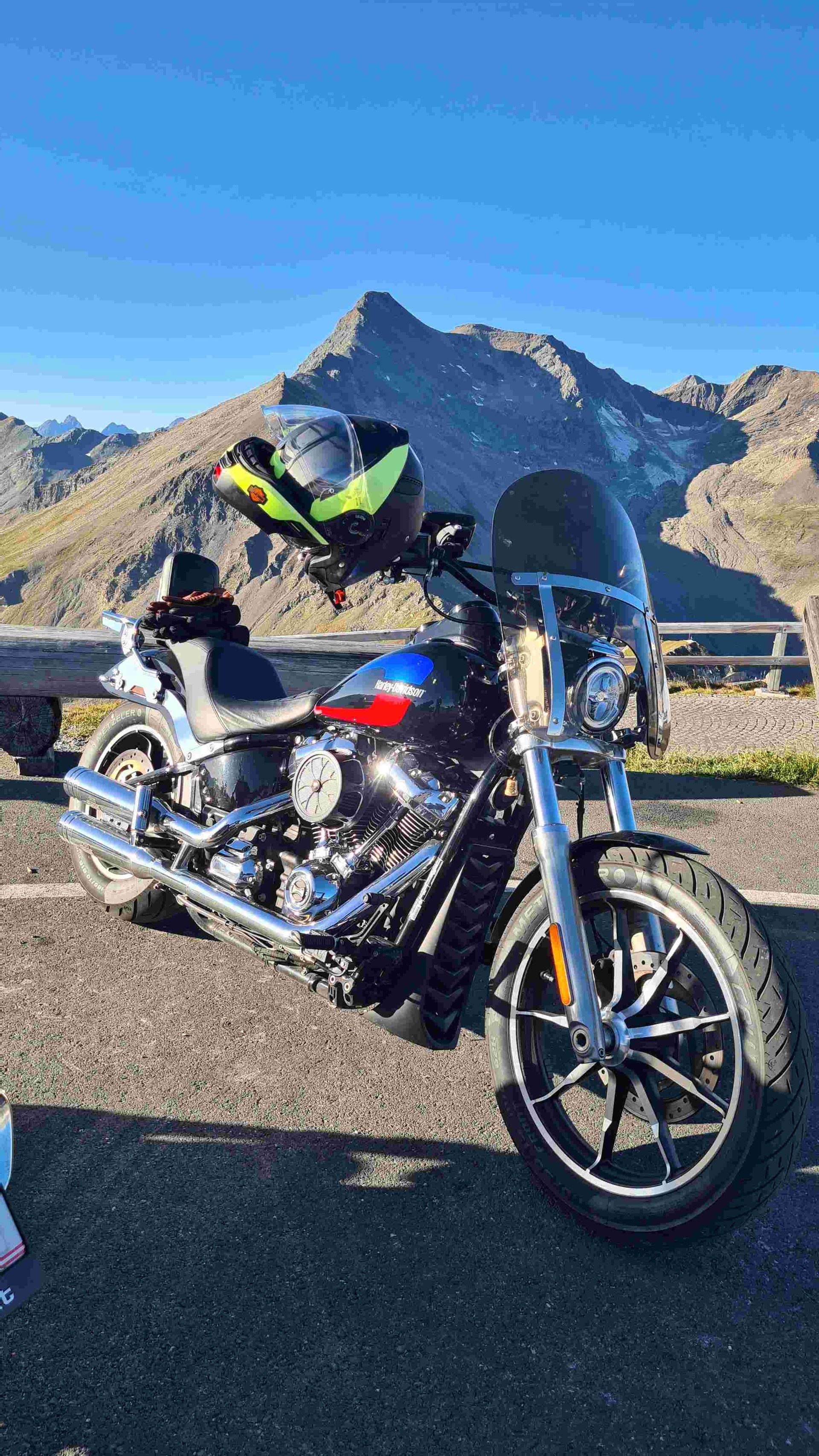 HARLEY-DAVIDSON FXLR Low Rider 107 ABS-image-0