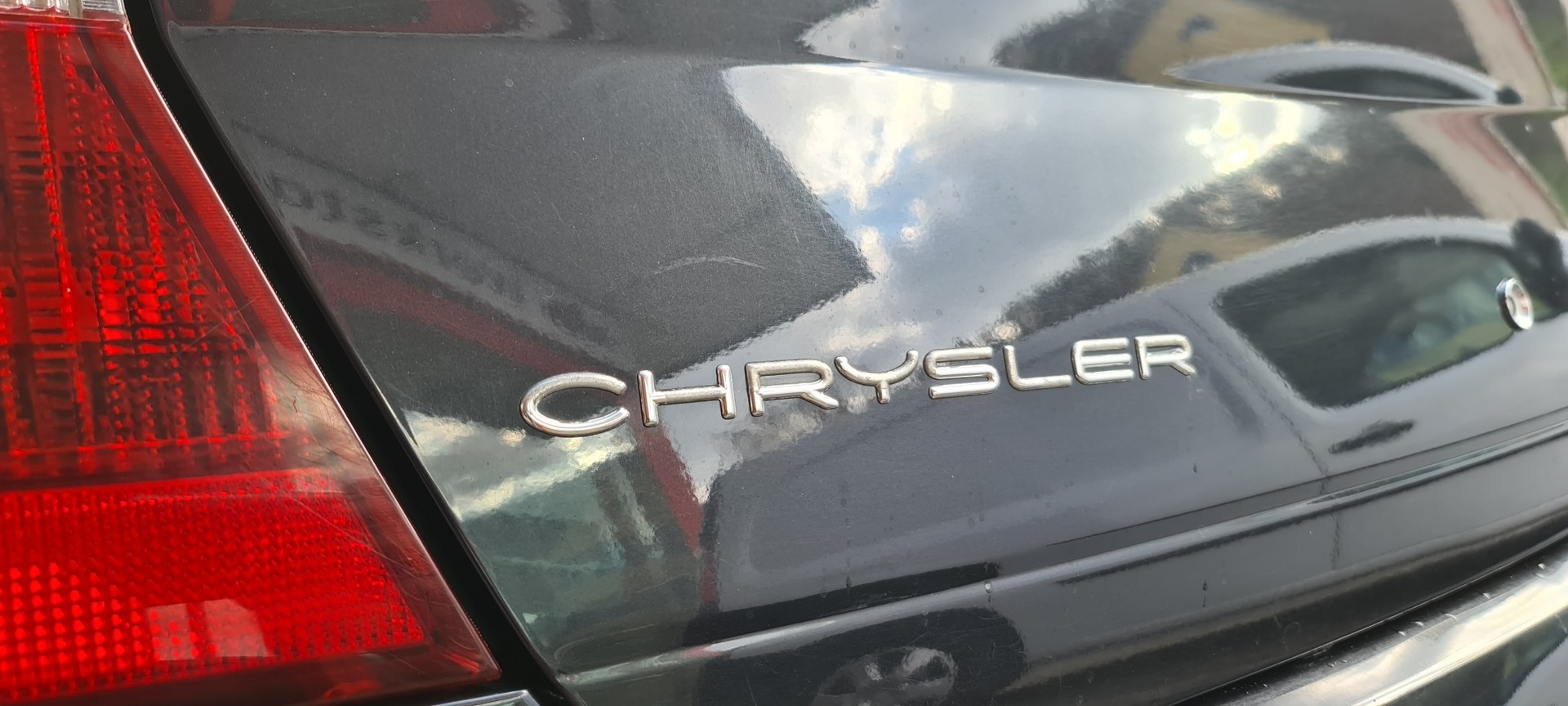 CHRYSLER 300M-image-25