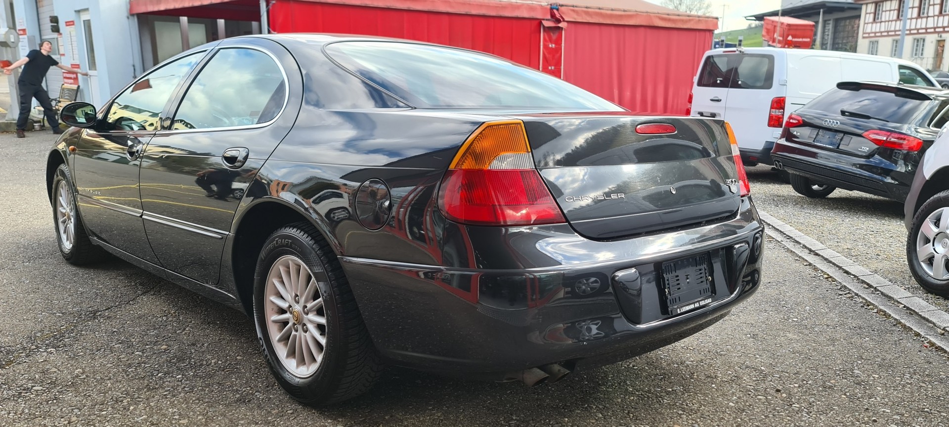CHRYSLER 300M-image-4
