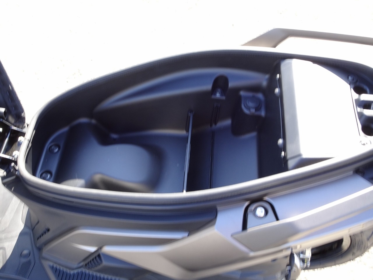 KYMCO Agility S 125i Topcase-image-6