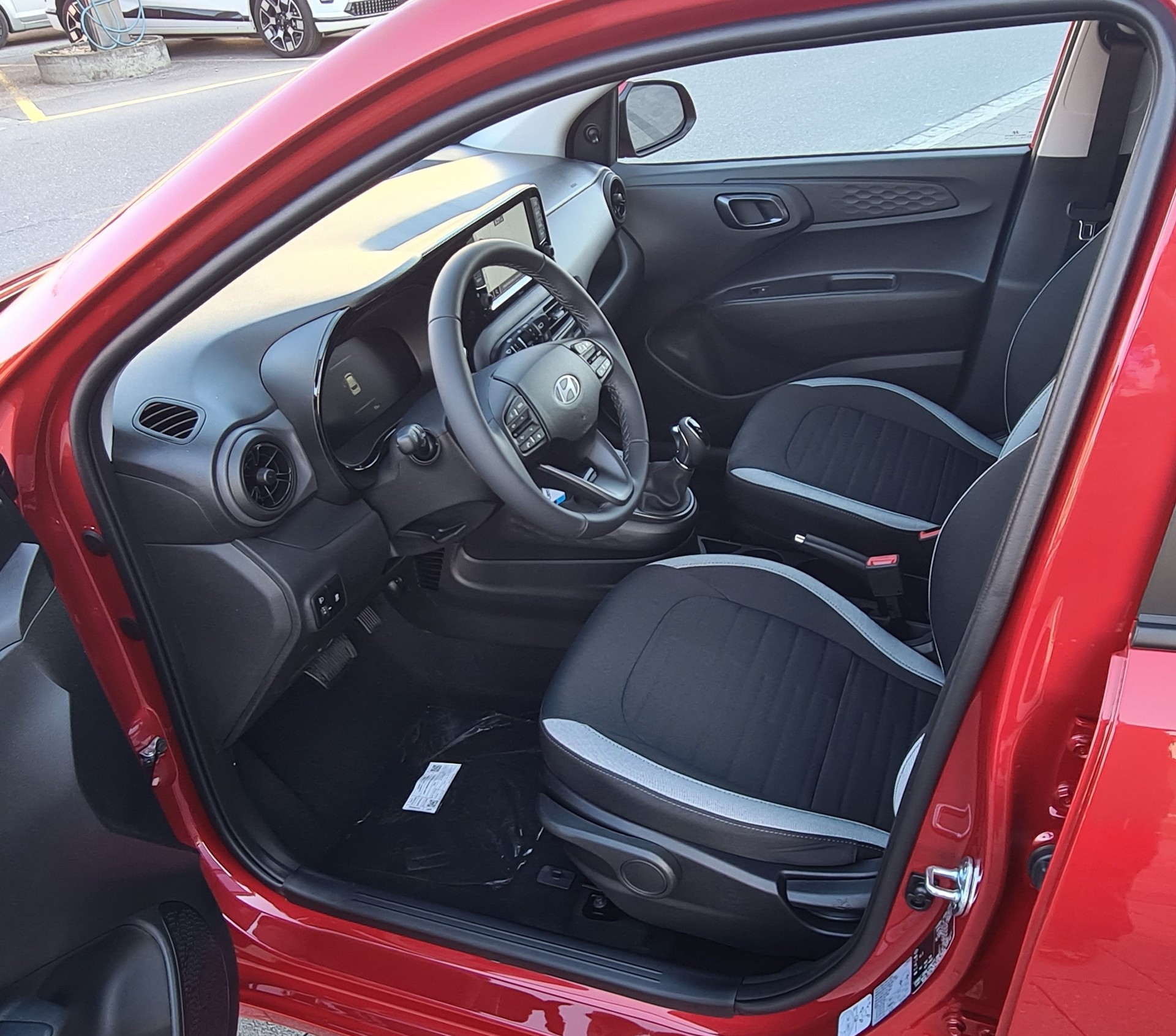 HYUNDAI i10 1.0 Origo Aut.-image-9