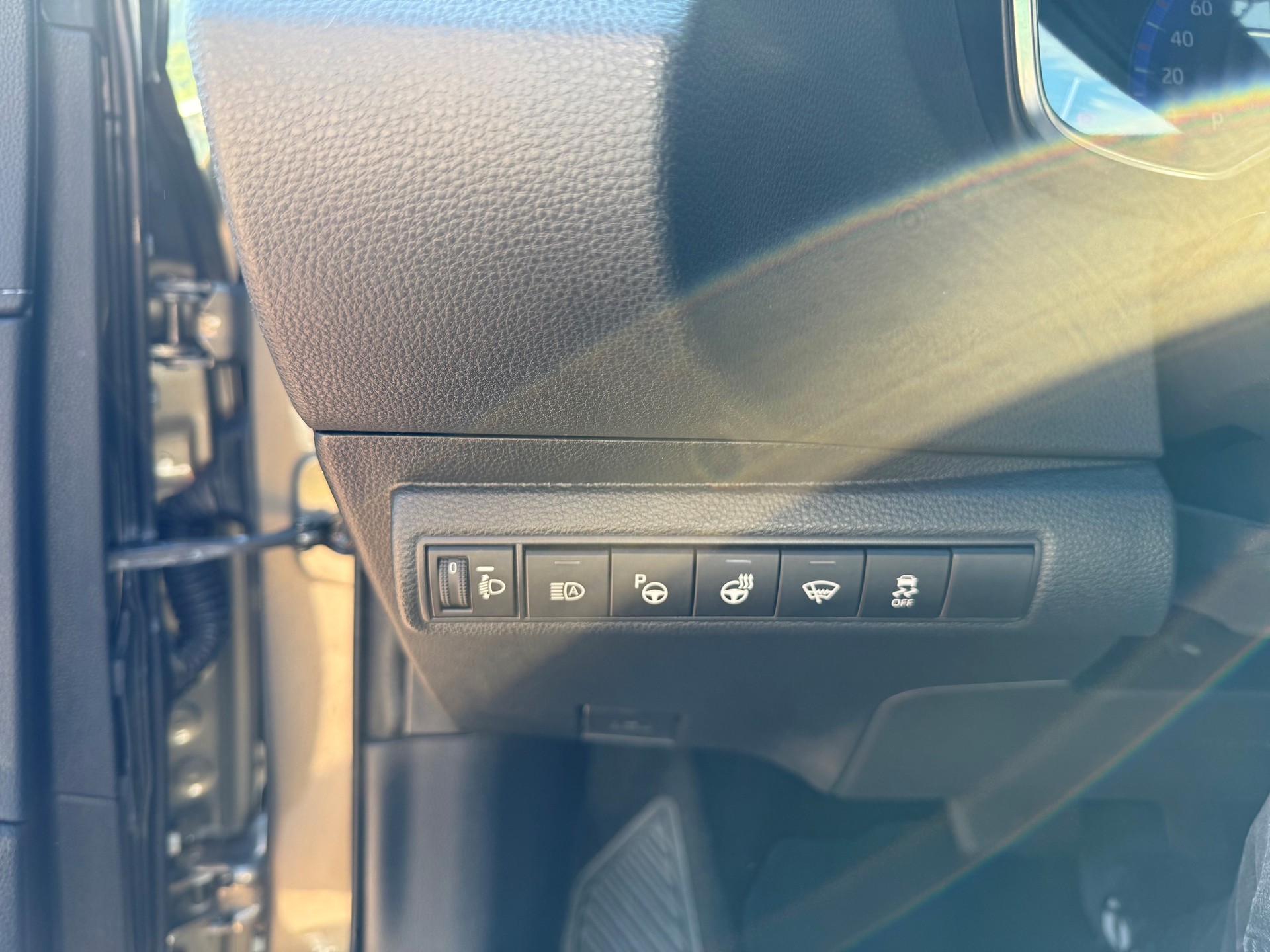 TOYOTA Corolla 1.8 HSD Trend e-CVT-image-12
