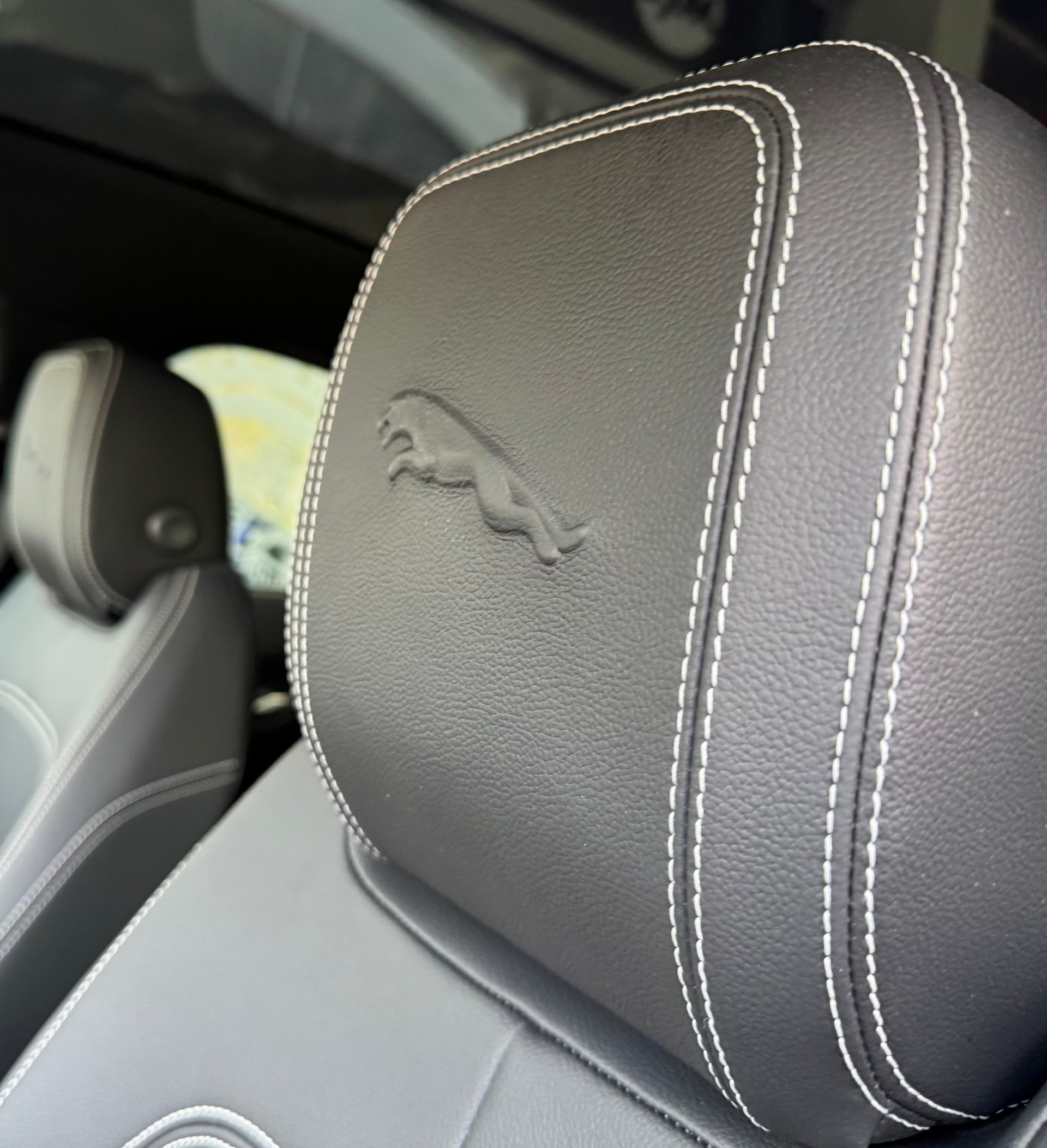 JAGUAR I-Pace EV400 90kW/h R-Dynamic SE-image-8