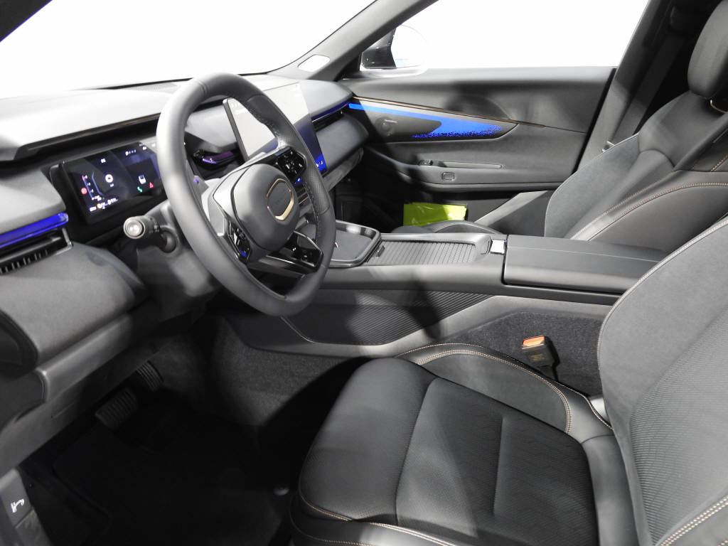 LYNK & CO 01 1.5 PHEV More-image-10