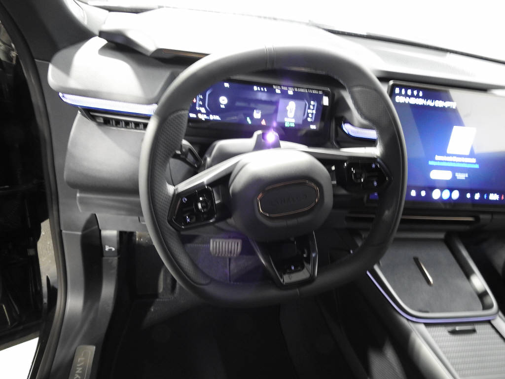 LYNK & CO 01 1.5 PHEV More-image-6