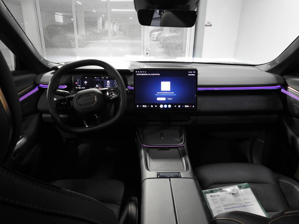 LYNK & CO 01 1.5 PHEV More-image-8