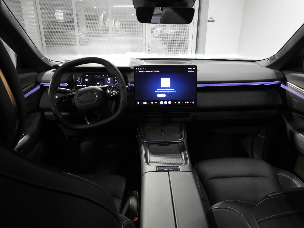 LYNK & CO 01 1.5 PHEV More-image-7