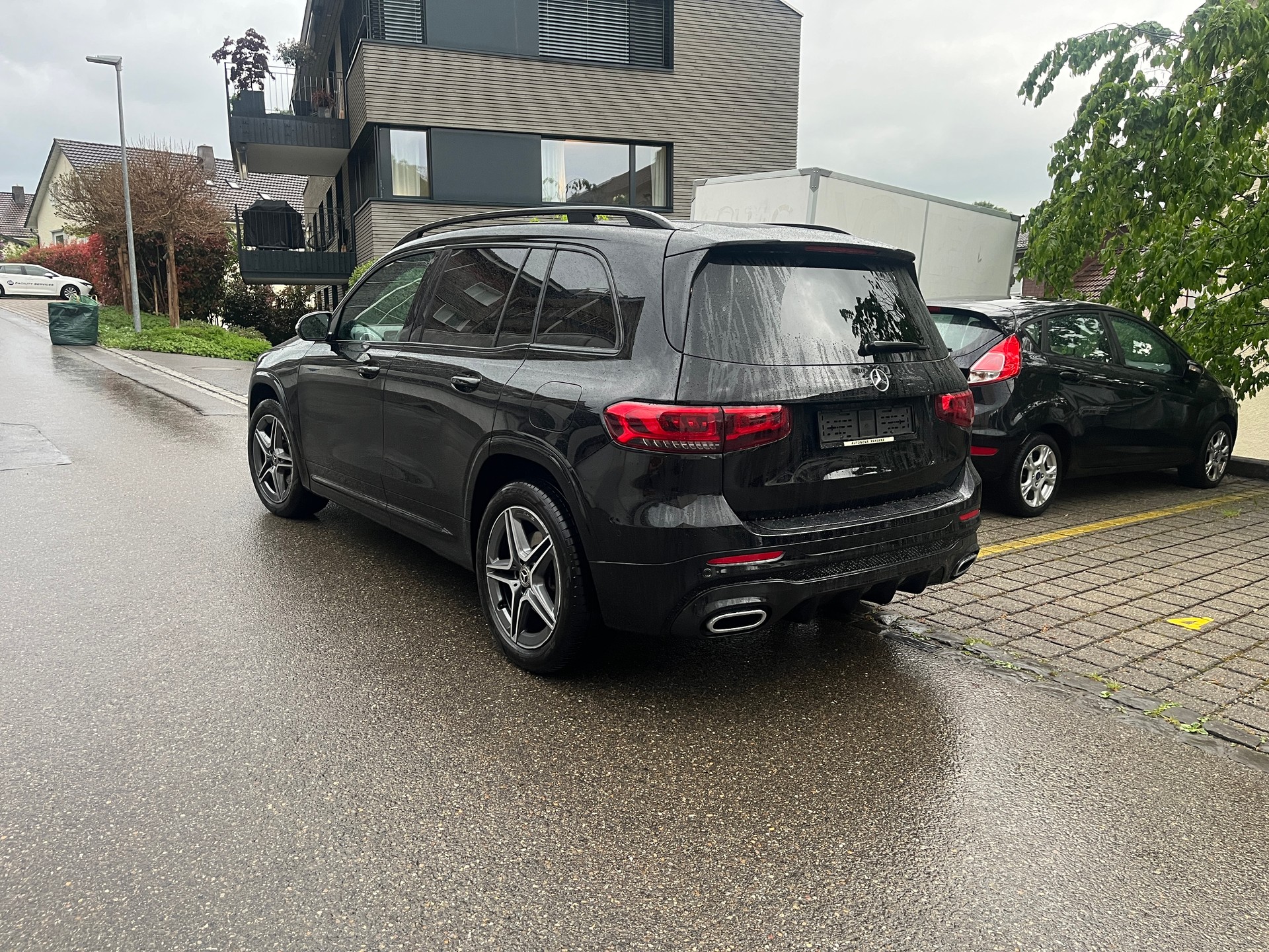 MERCEDES-BENZ GLB 250 AMG Line 4matic-image-12