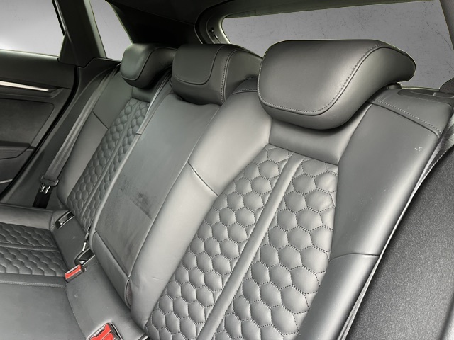 AUDI RS3 Sportback 2.5 TSI quattro S-tronic-image-28