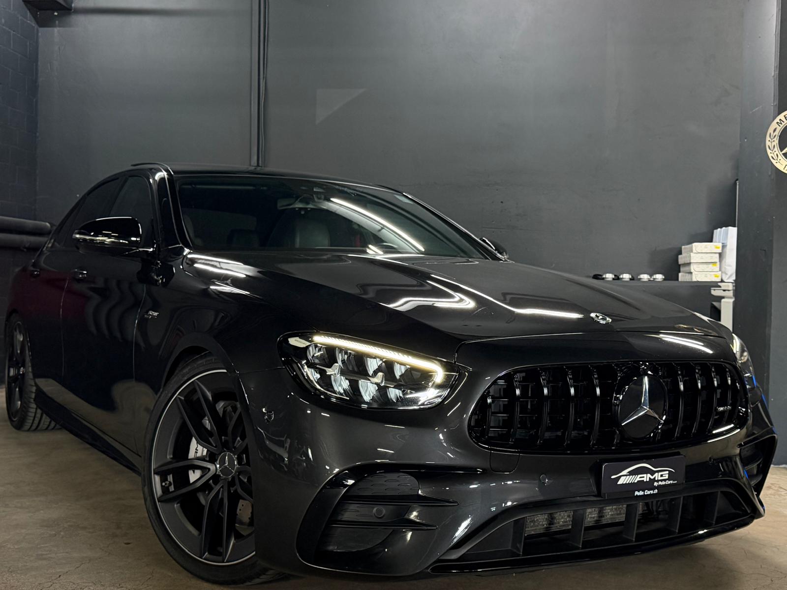 MERCEDES-BENZ AMG E 53 4Matic Limited Dark Grey Performance Speedshift 9G-TCT-showroom-element-3