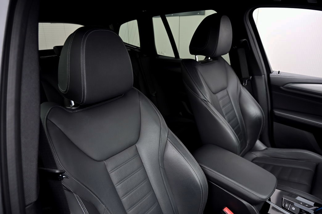 BMW iX3 Impressive-image-5