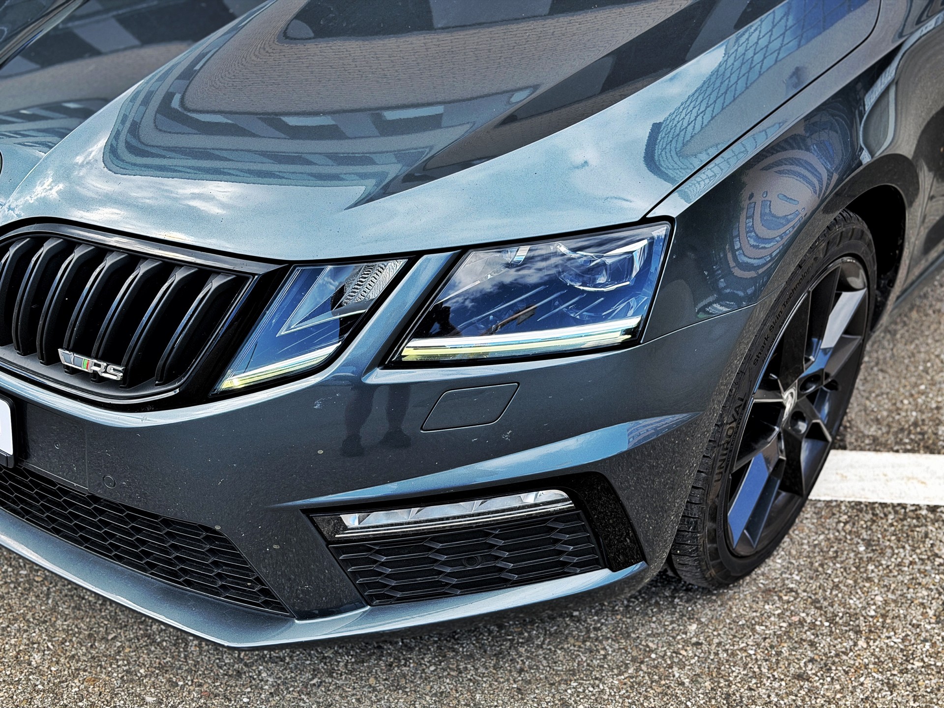 SKODA Octavia Combi 2.0 TDI RS 4x4 DSG-image-7