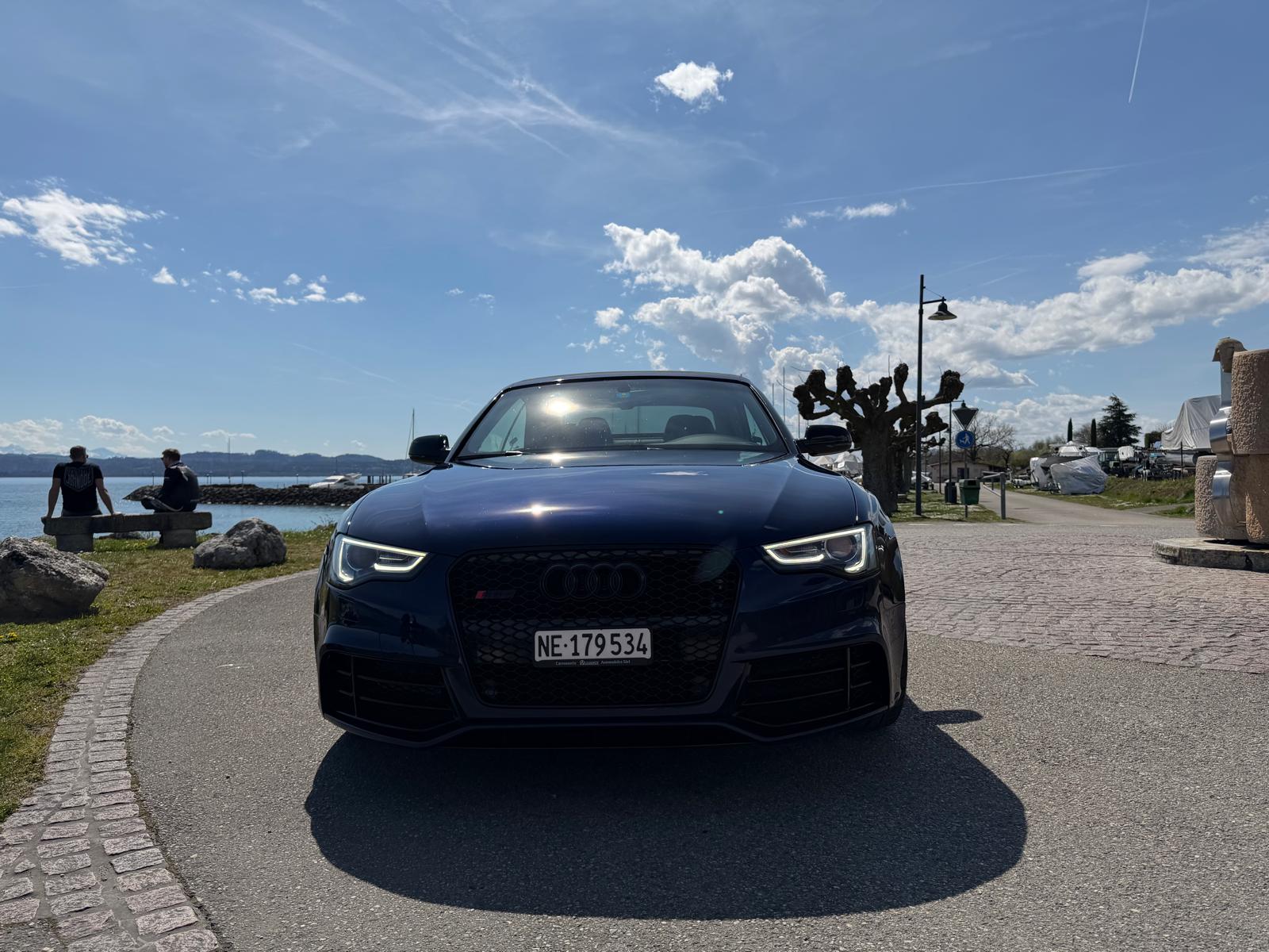 AUDI RS5 Cabrio 4.2 FSI quattro S-tronic