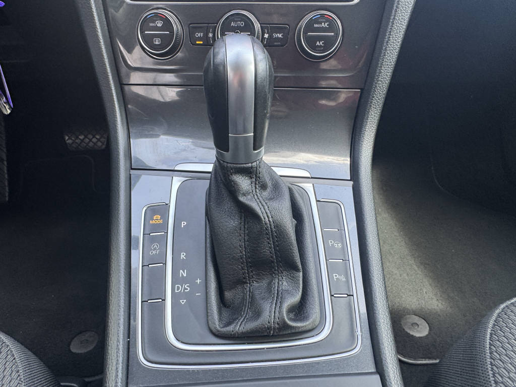VW Golf VII 1.5 TSI BlueM Comfortline DSG-image-13