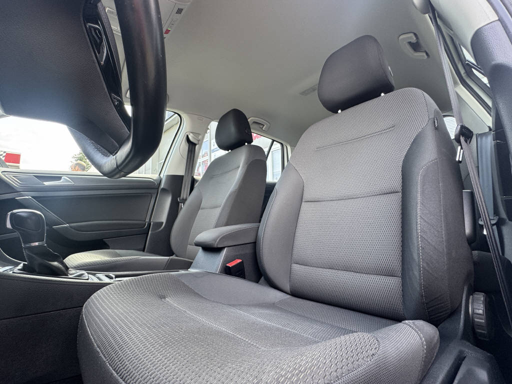 VW Golf VII 1.5 TSI BlueM Comfortline DSG-image-16