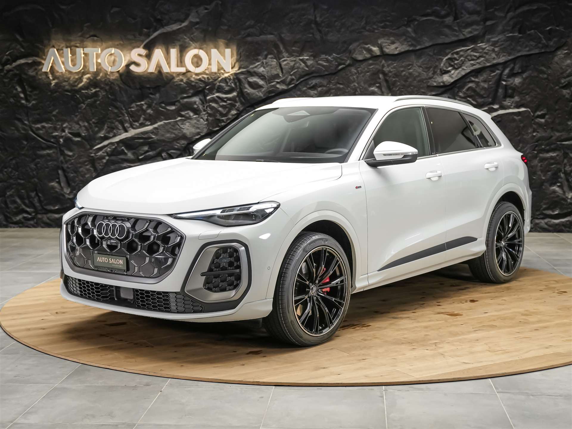 AUDI Q5 TDI quattro S-Line 150 kW S-tronic *21" Felgen*Beifahrerdisplay*Assistenzpaket*-showroom-element-1