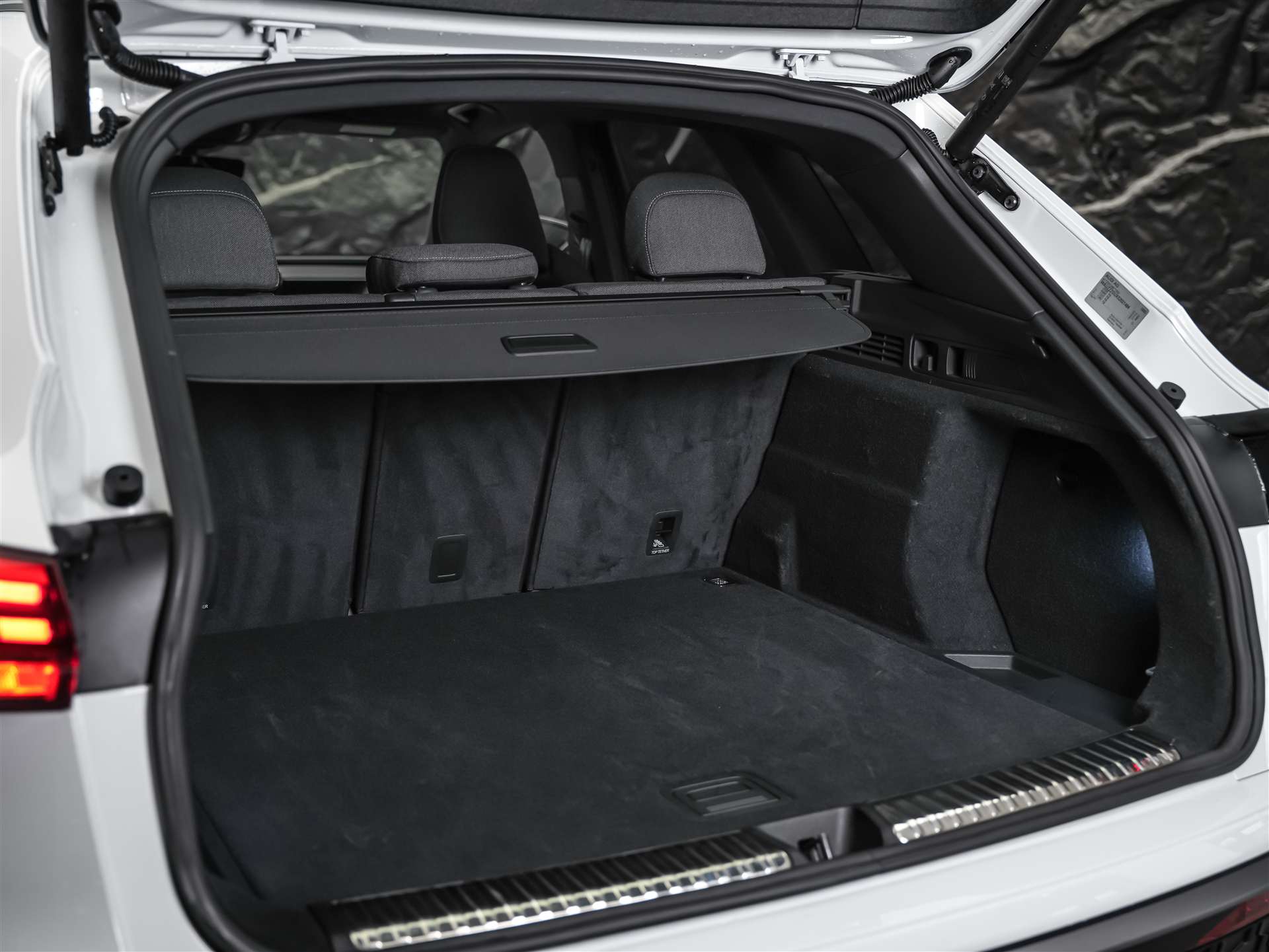 AUDI Q5 TDI quattro S-Line 150 kW S-tronic *21" Felgen*Beifahrerdisplay*Assistenzpaket*-image-49
