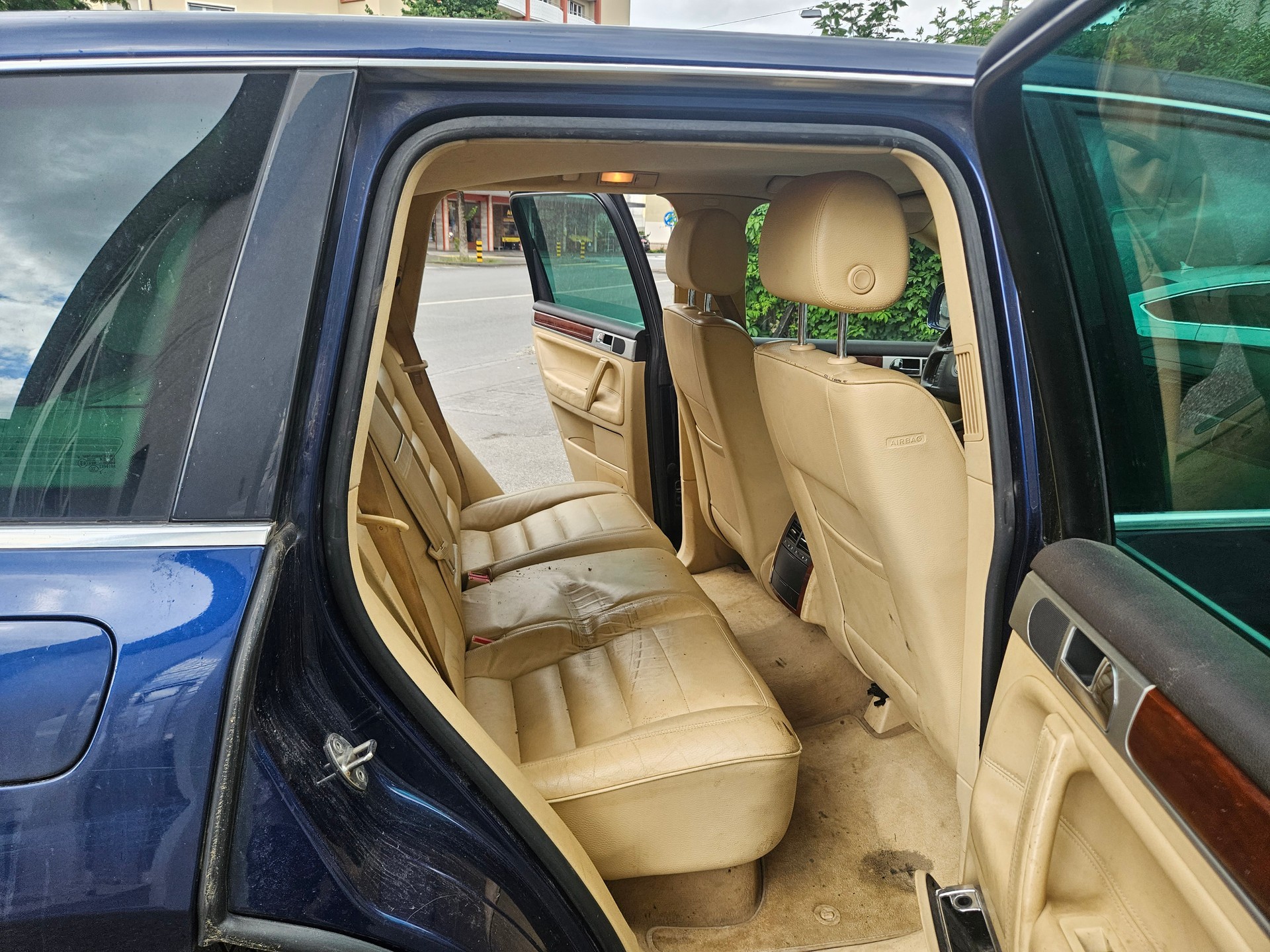 VW Touareg 5.0 TDI V10 Automatic-image-7
