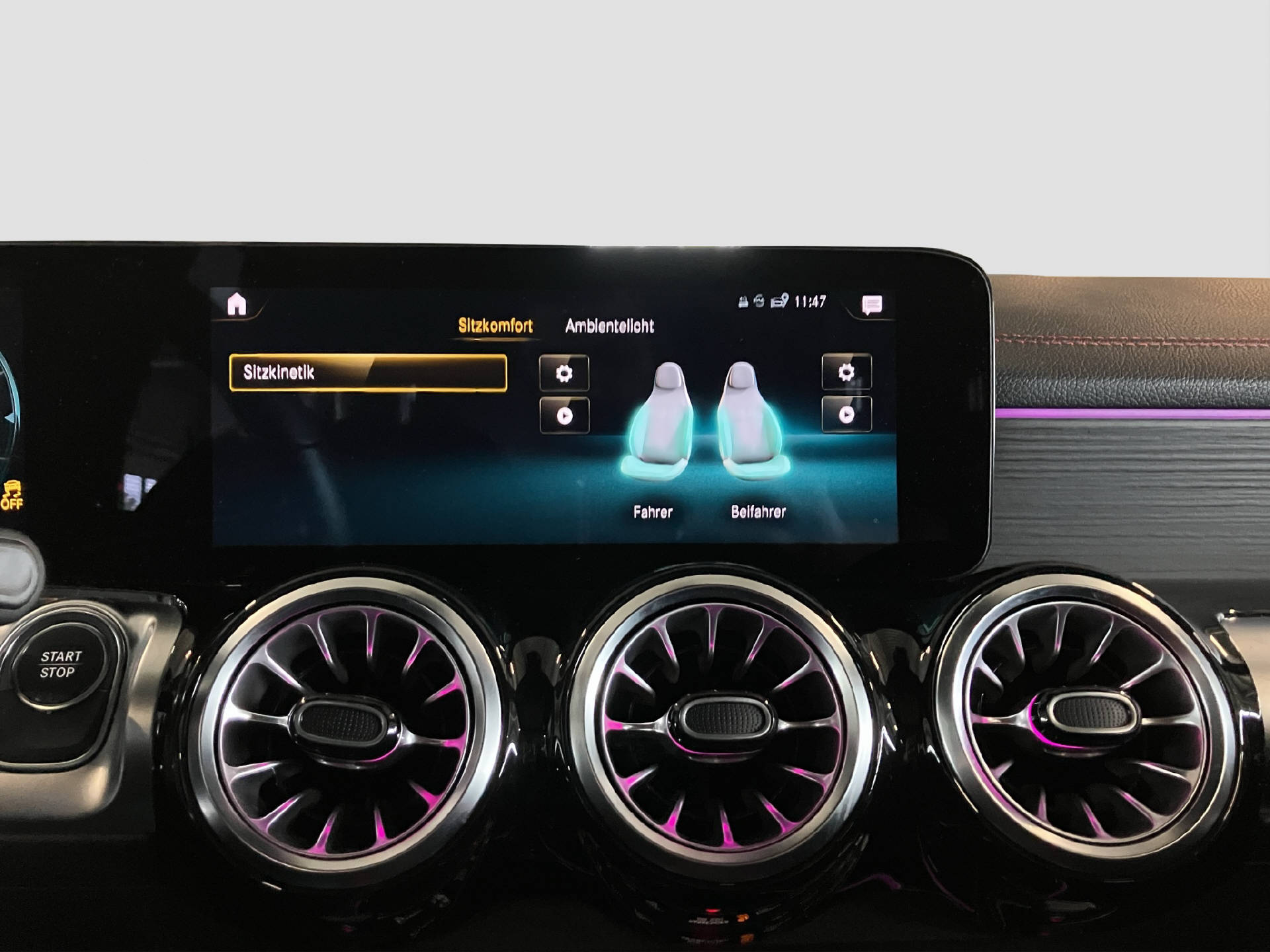 MERCEDES-BENZ EQB 300 AMG Line 4MATIC-image-11