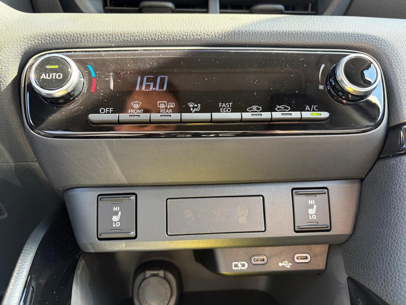 TOYOTA Yaris 1.5 Trend e-CVT-image-19