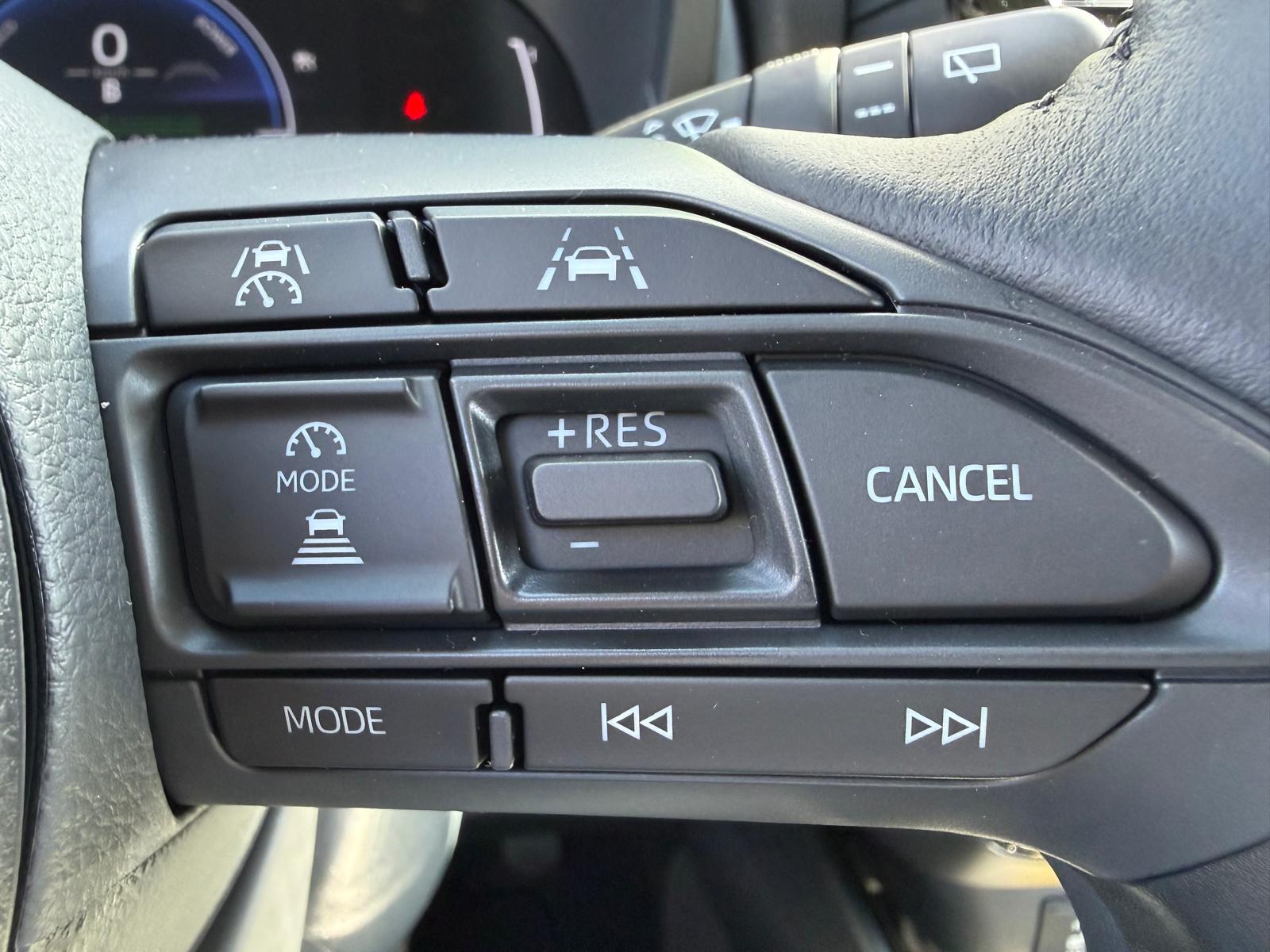TOYOTA Yaris 1.5 Trend e-CVT-image-14