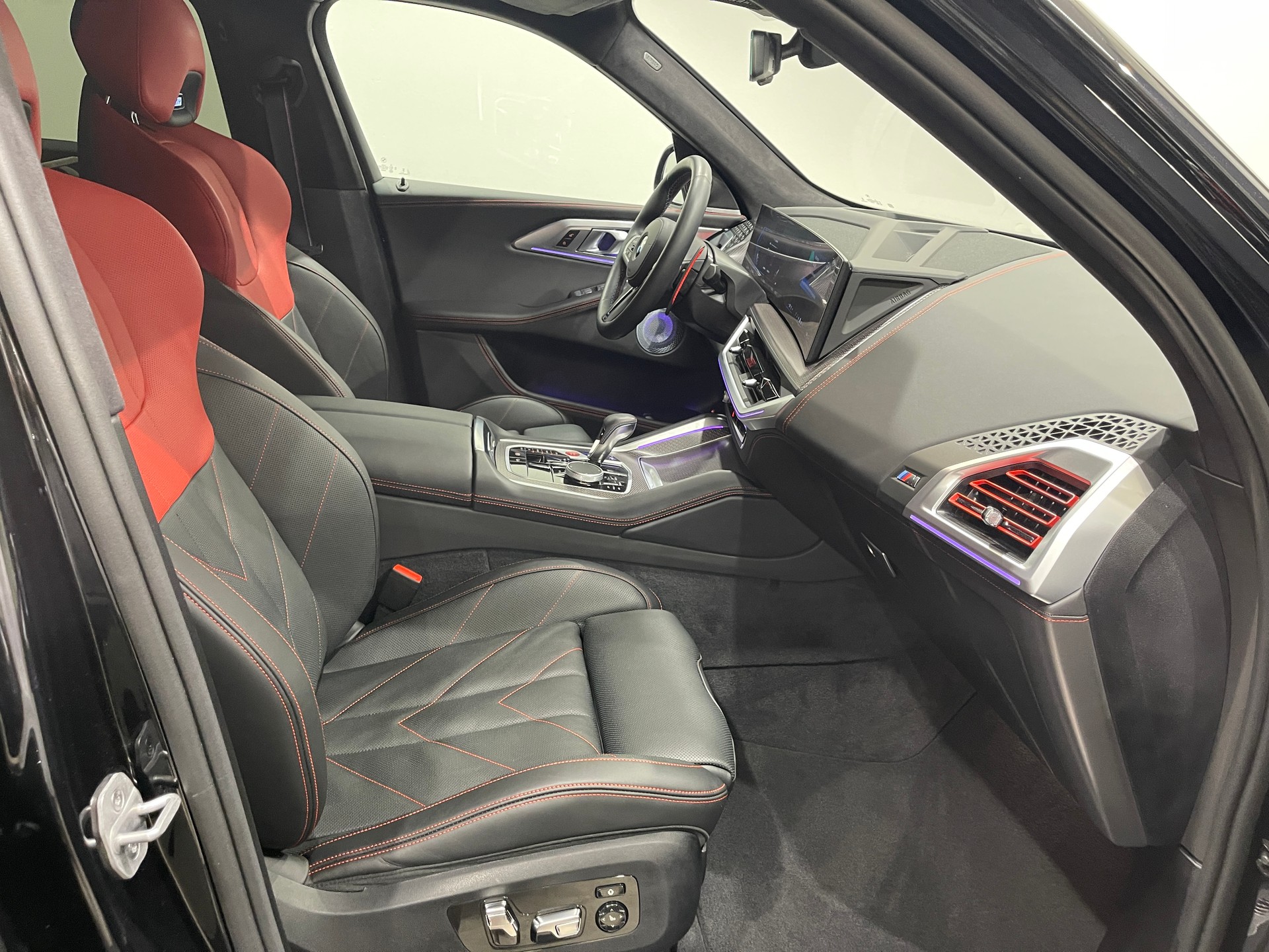 BMW XM xDrive PHEV Steptronic Label-image-10