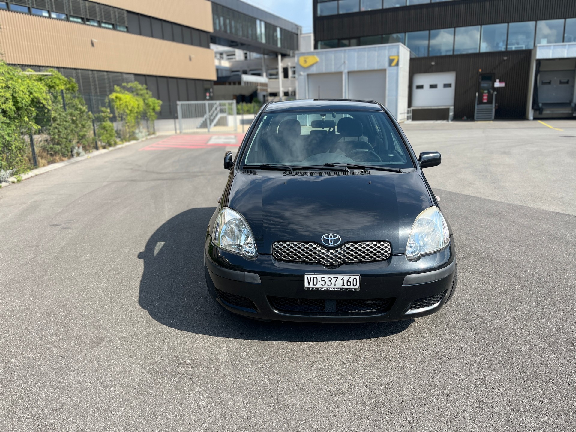 TOYOTA Yaris 1.3 Linea Luna-image-5