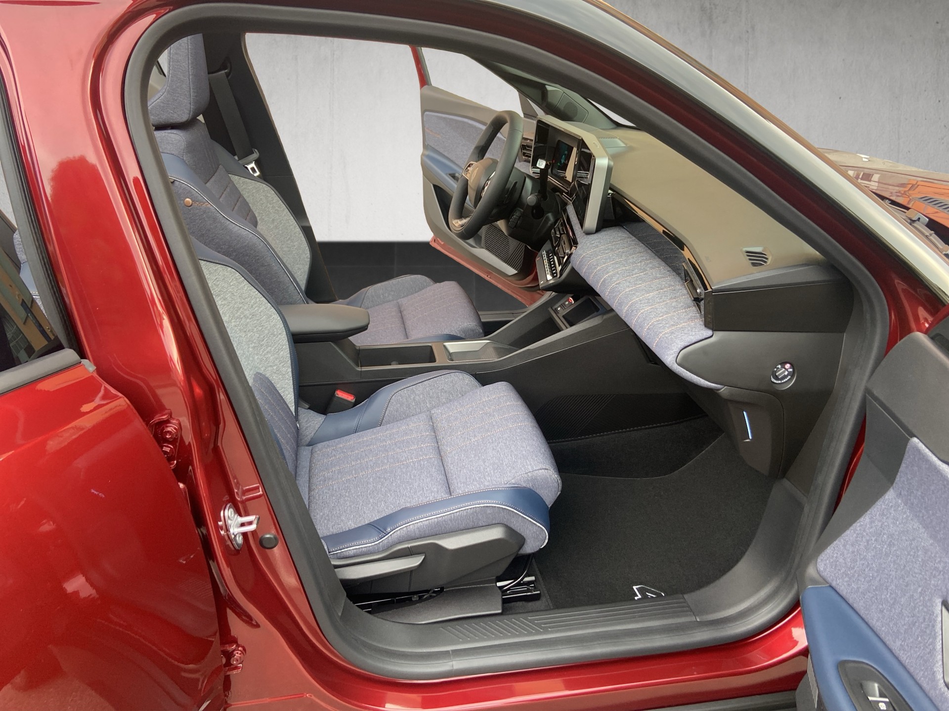 RENAULT R4 E-Tech Comfort Range 52 Plein Sud kWh Techno-image-8