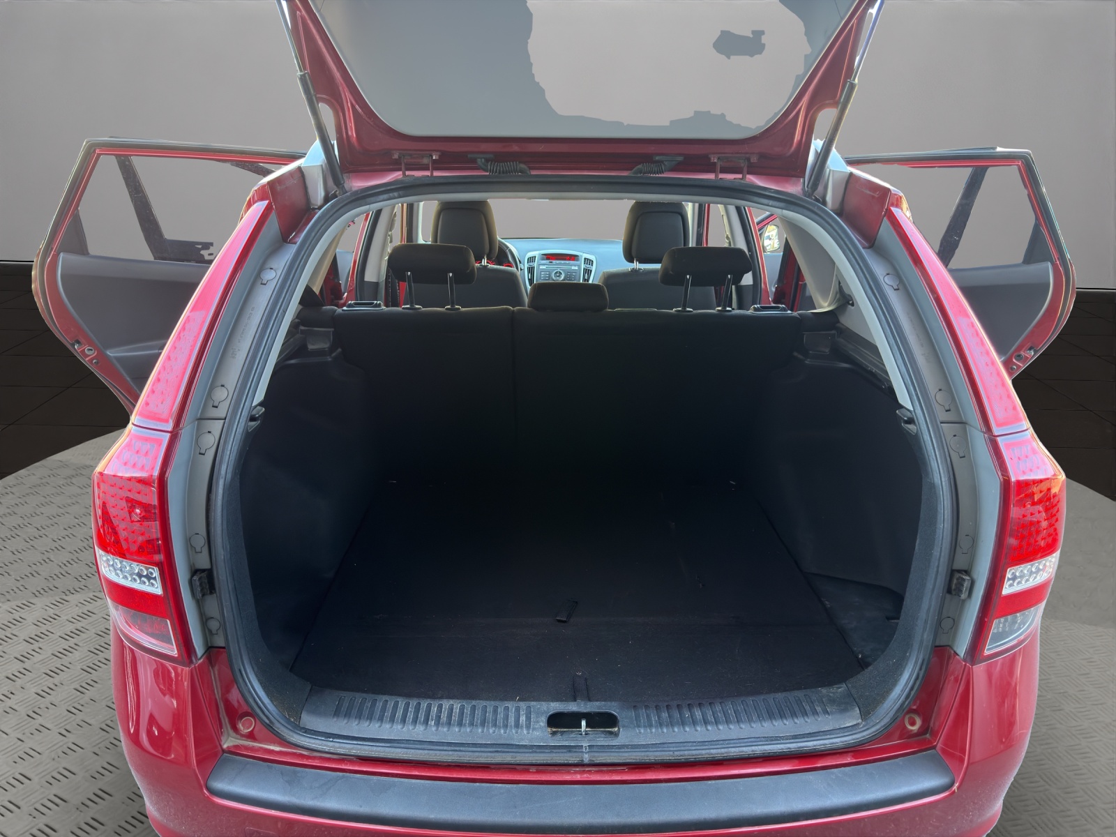 KIA Cee'd 1.4 16V Basic-image-18