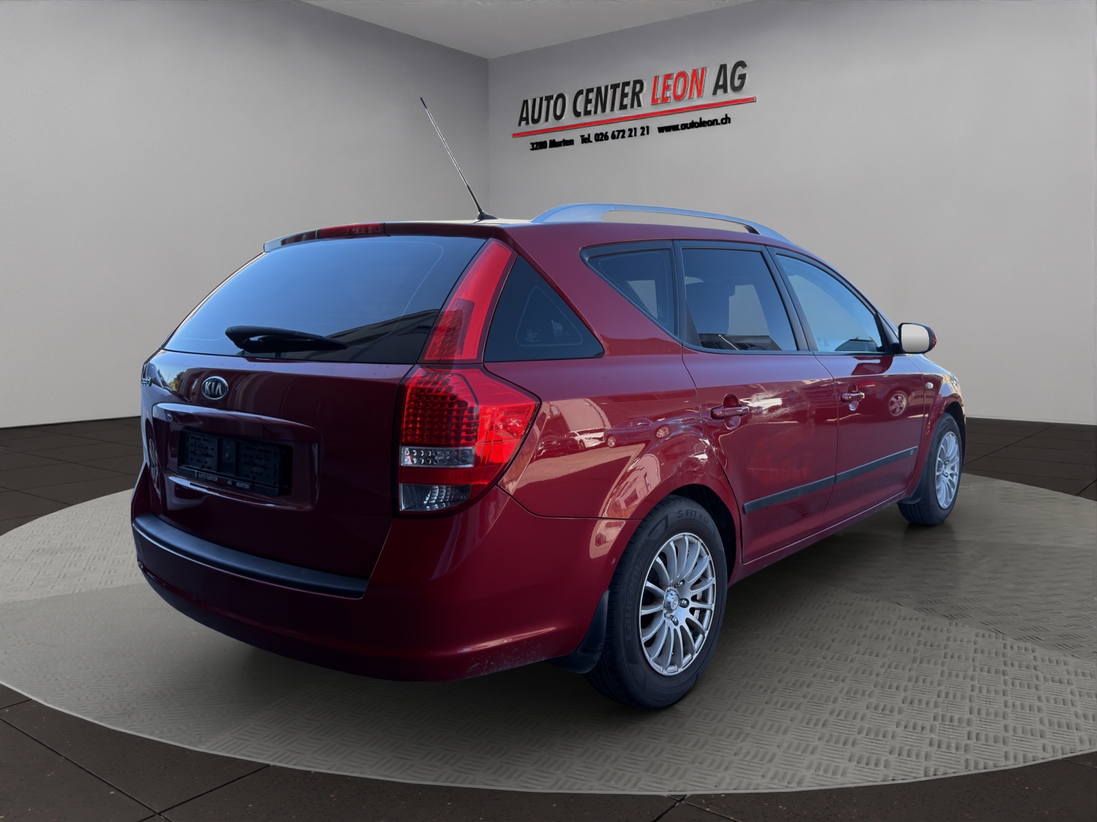 KIA Cee'd 1.4 16V Basic-image-5