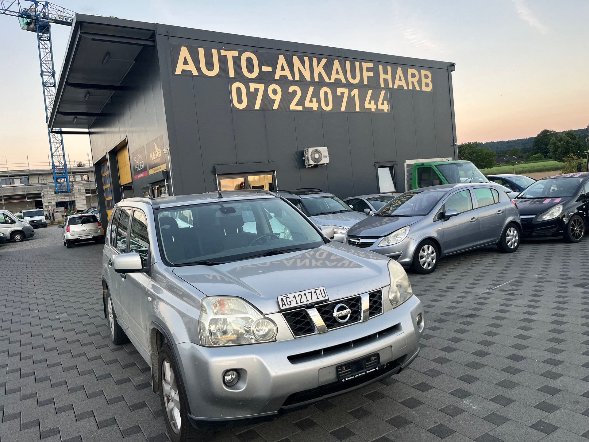 NISSAN X-Trail 2.0 dCi 16V LE-image-2