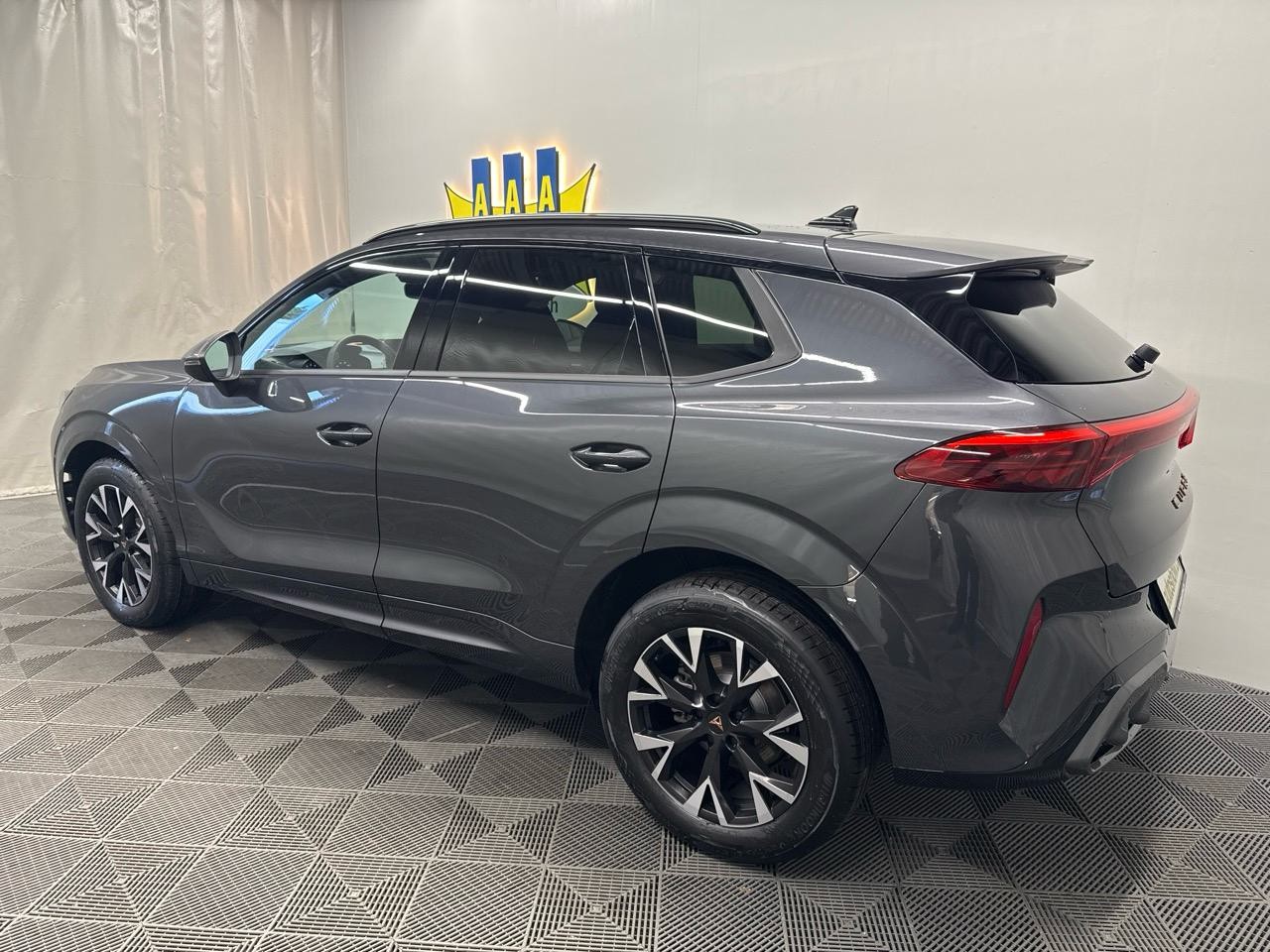 CUPRA Terramar 1.5 eTSI Edition-showroom-element-1