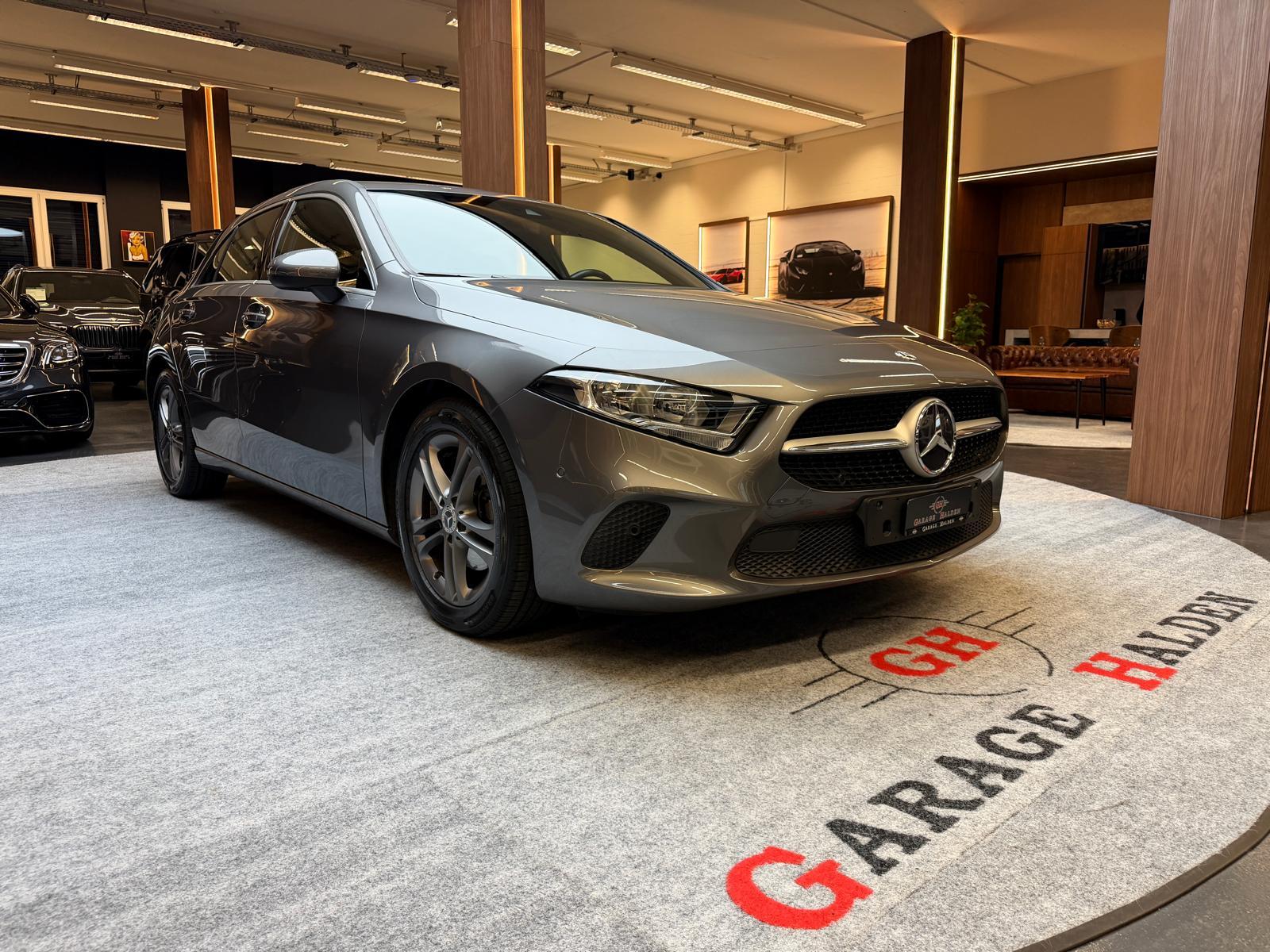 MERCEDES-BENZ A 200 d Progressive