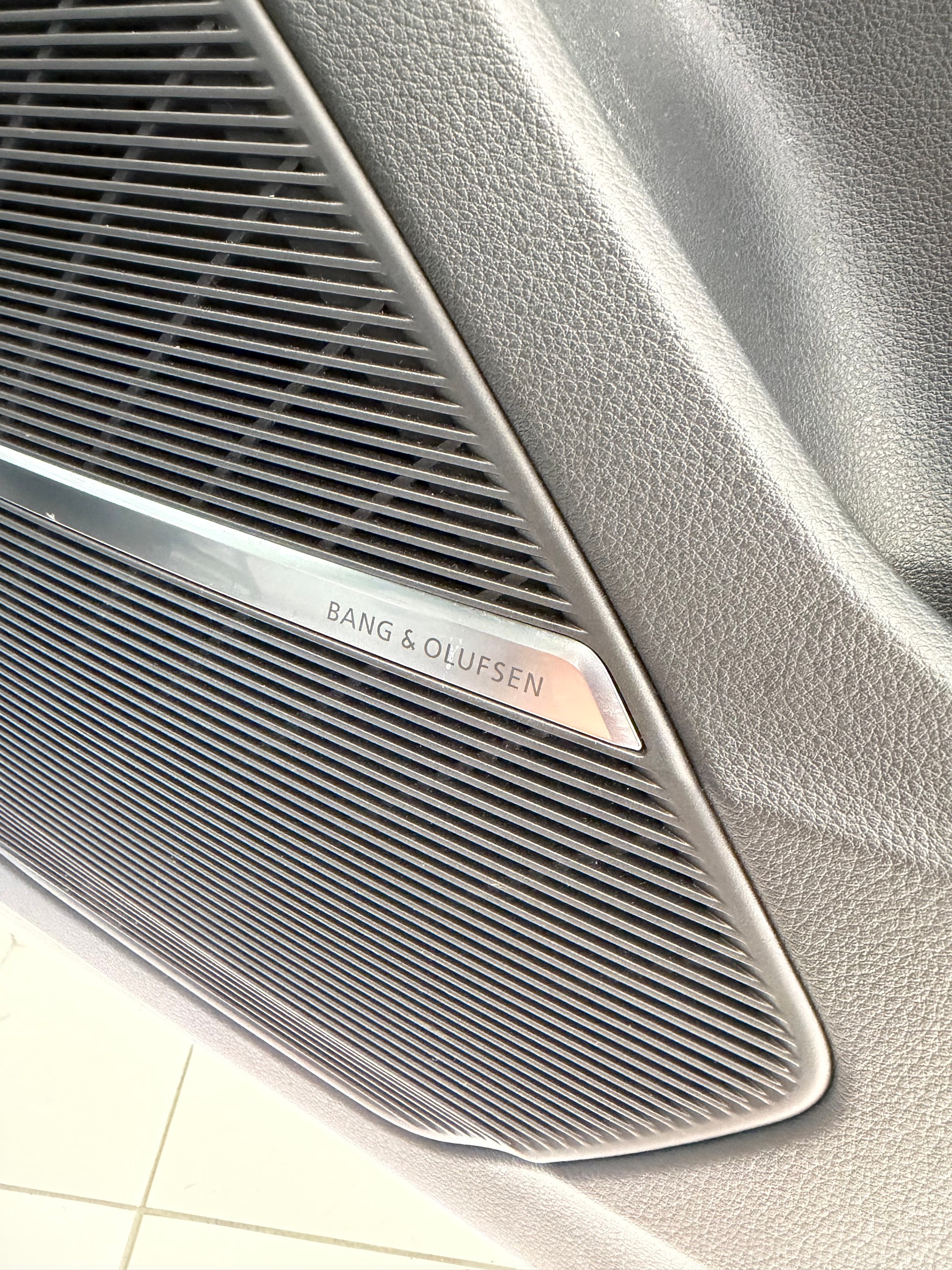 AUDI Q8 50 TDI quattro tiptronic-image-14