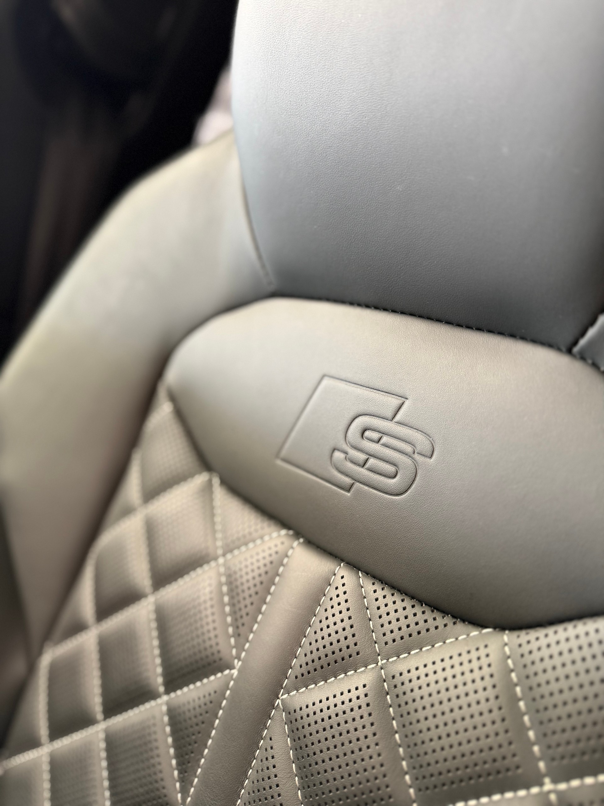 AUDI Q8 50 TDI quattro tiptronic-image-8