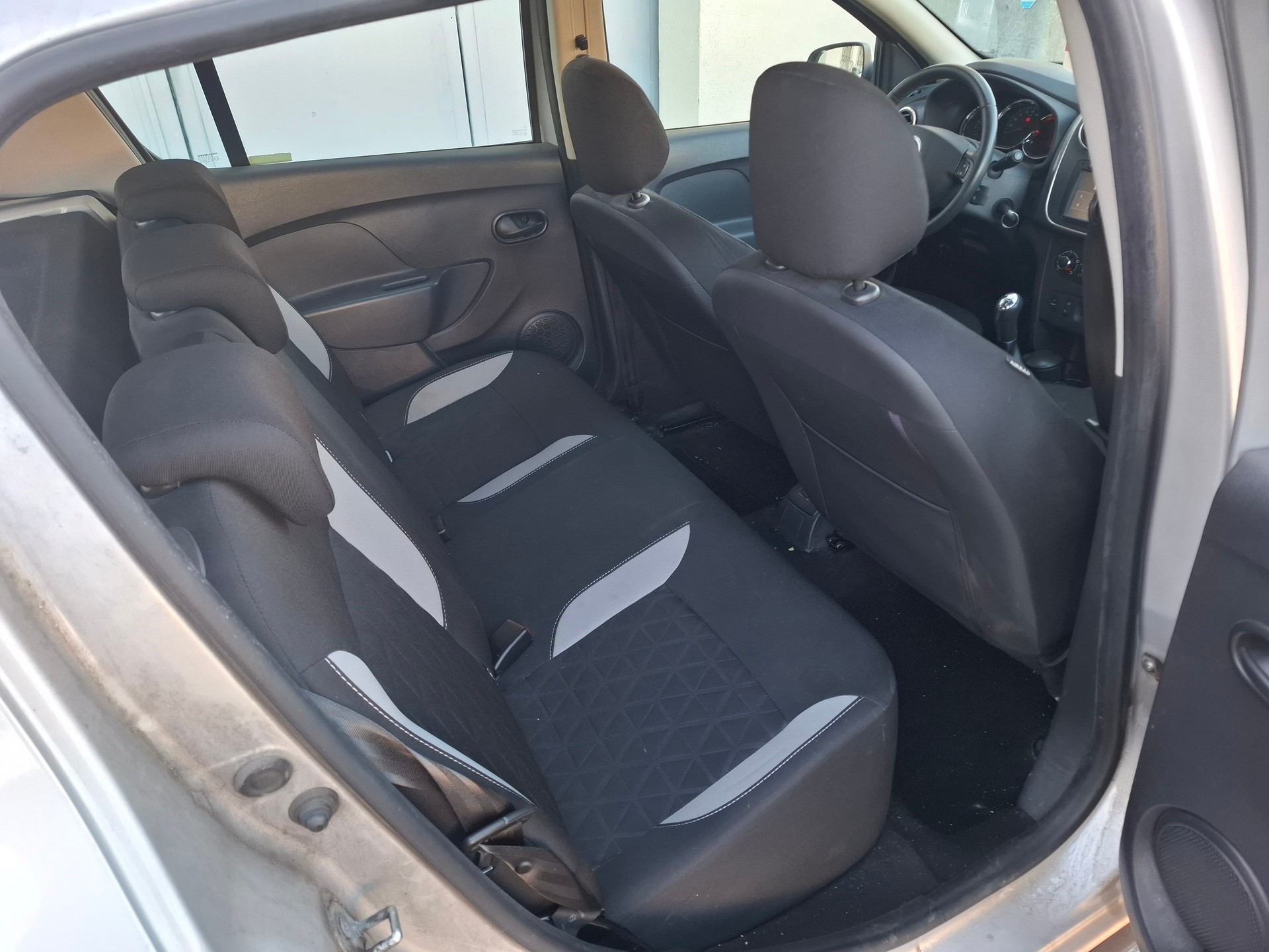 DACIA Sandero Tce 90 Stepway Lauréate-image-8